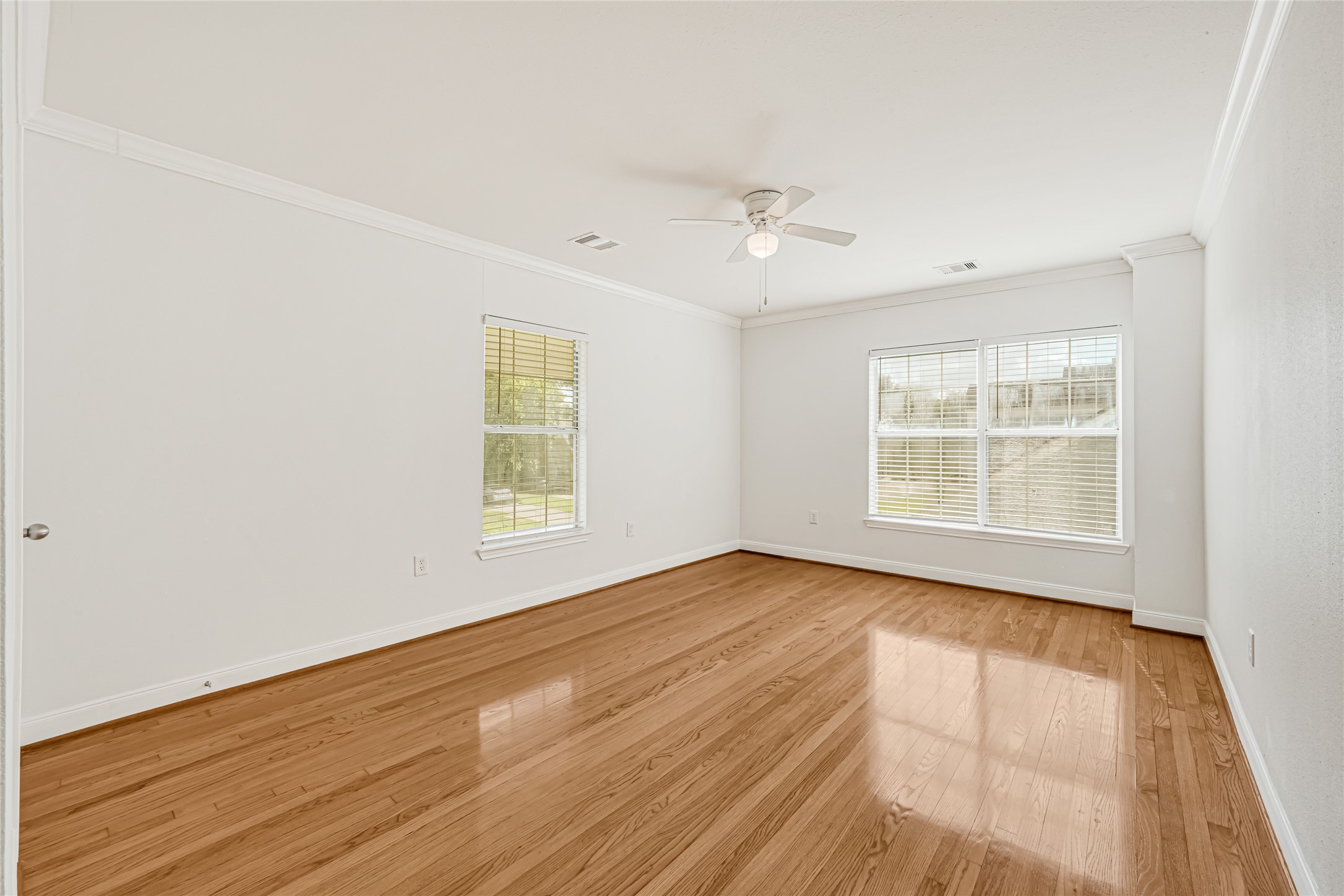 4390 Harvest Lane Property Photo 16