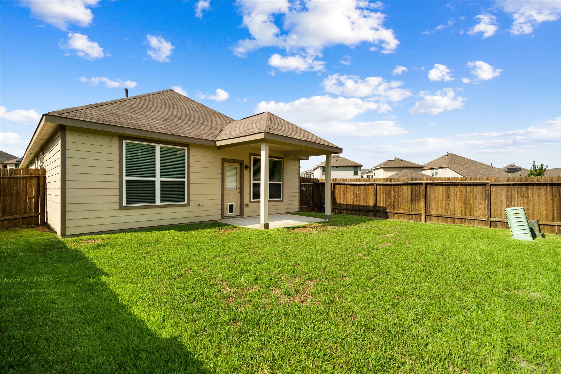 17650 Holroyd Road Property Photo 20