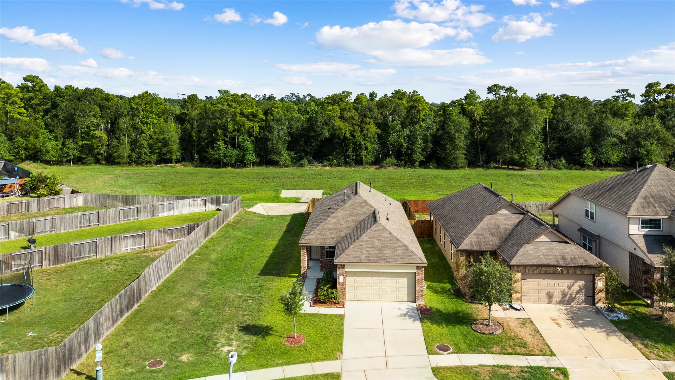 17650 Holroyd Road Property Photo 22