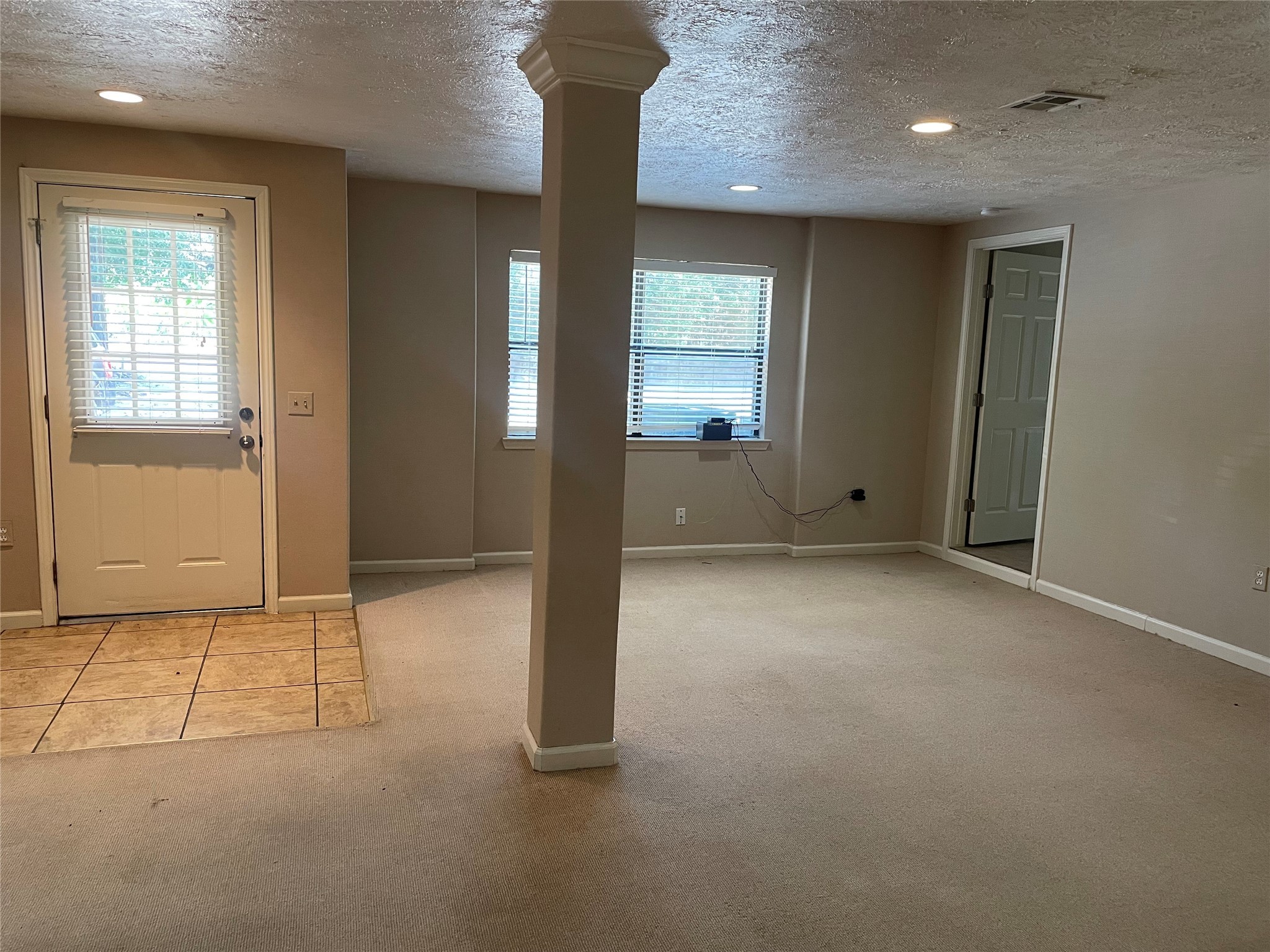 302 Somerset Road Property Photo 2