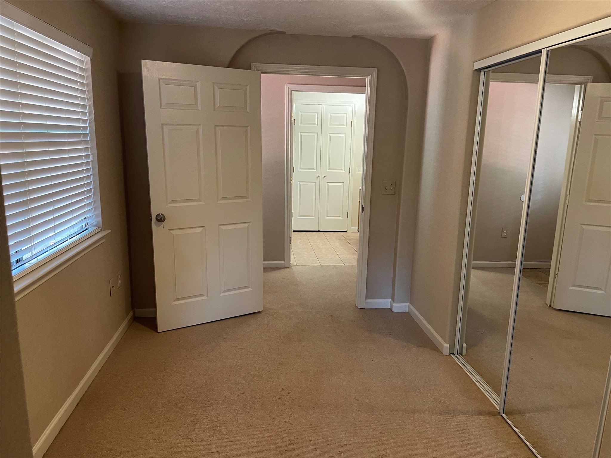 302 Somerset Road Property Photo 12