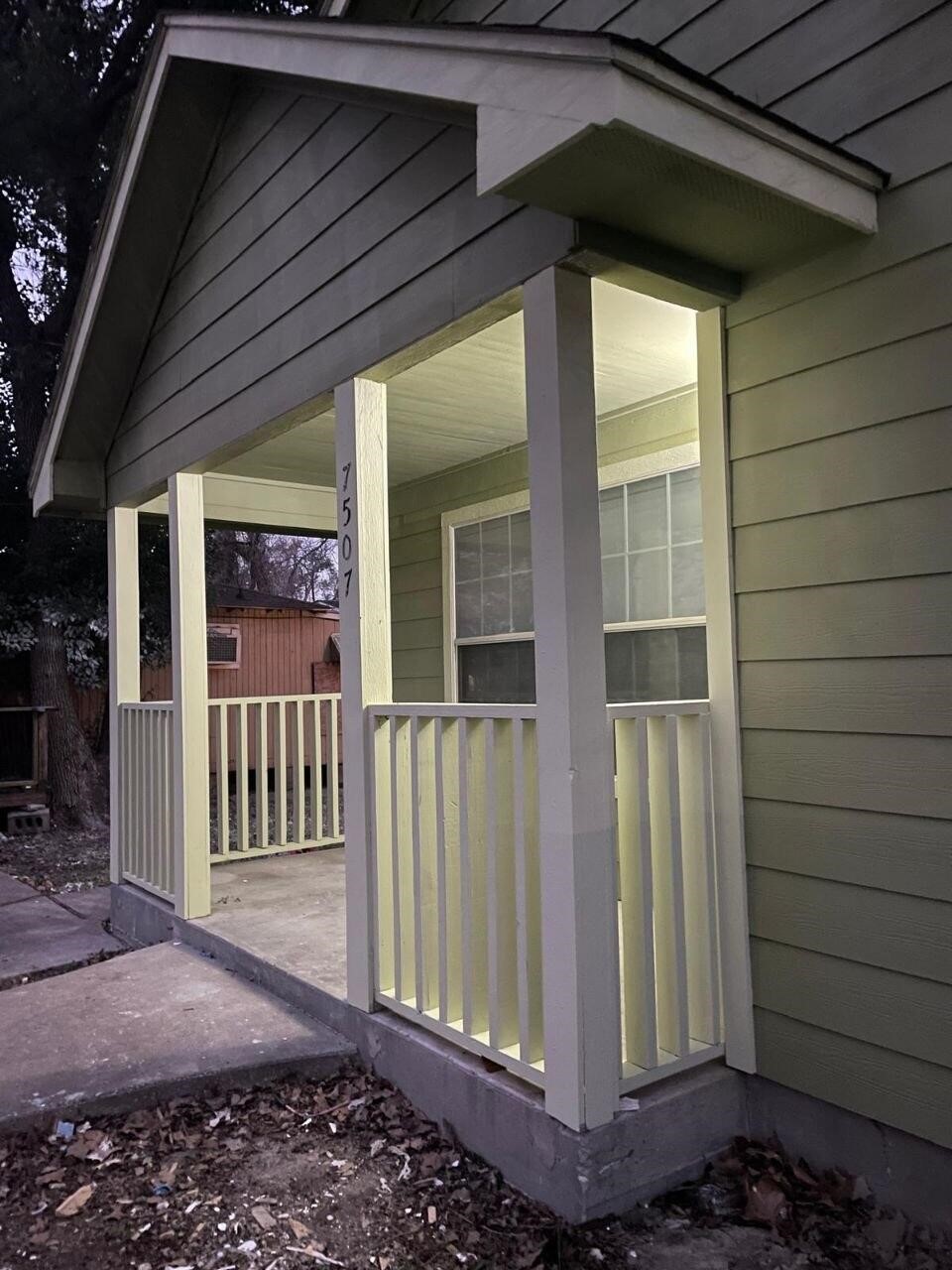 7507 Burt Street Property Photo 1