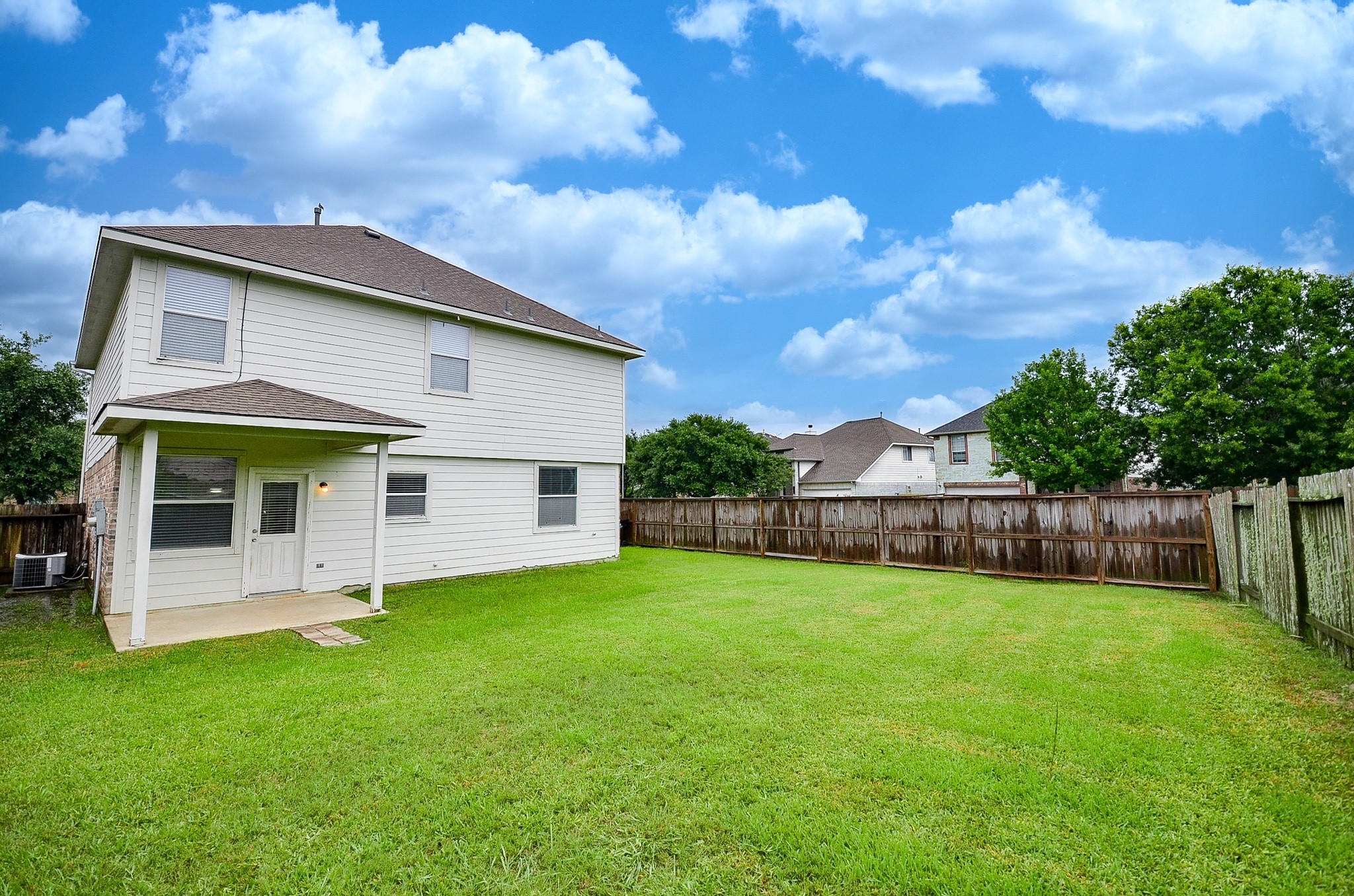 20903 Hamlet Ridge Lane Property Photo 26