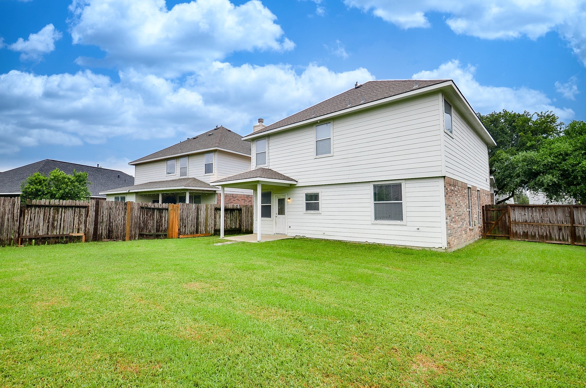 20903 Hamlet Ridge Lane Property Photo 28