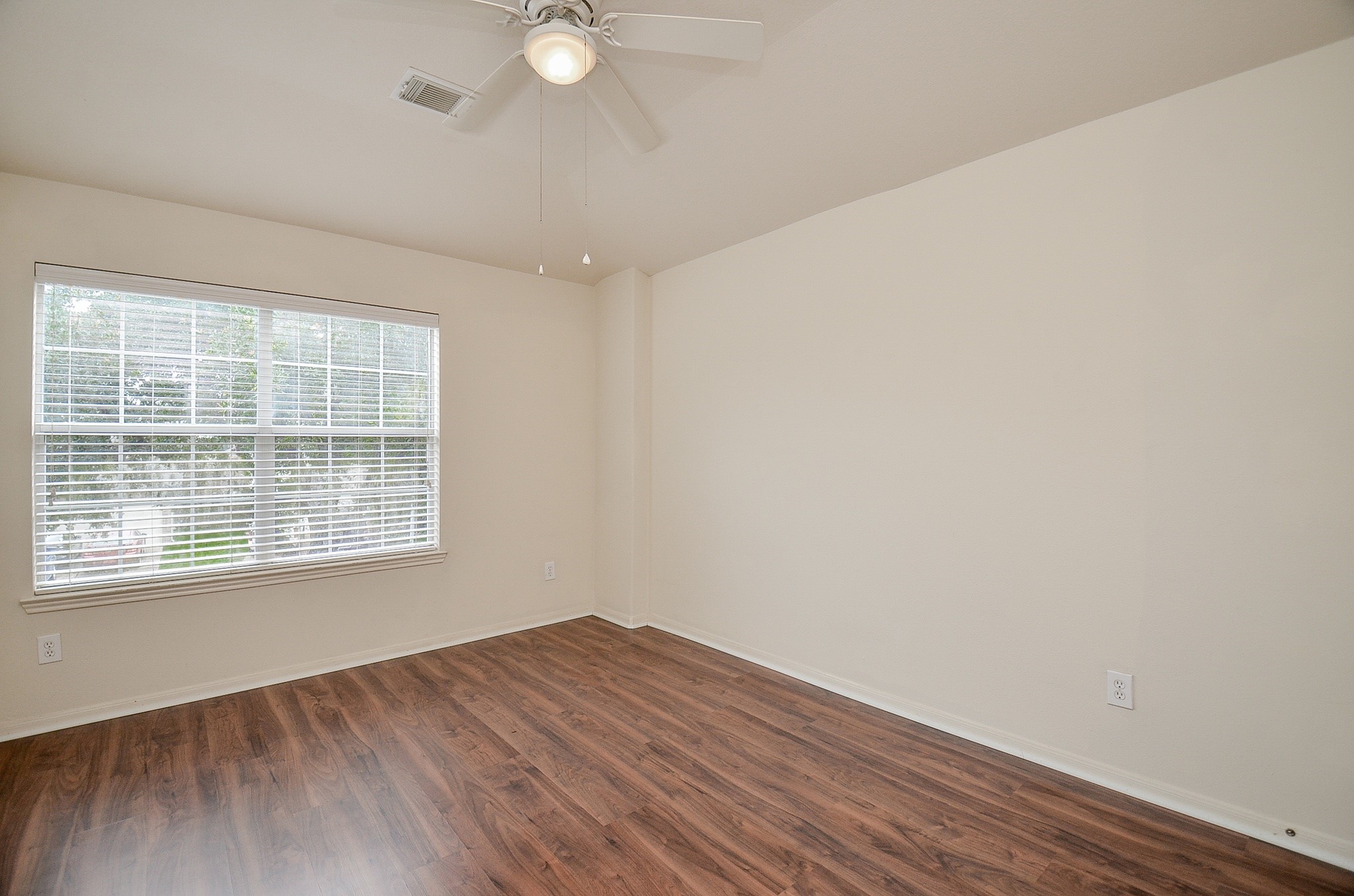 20903 Hamlet Ridge Lane Property Photo 33