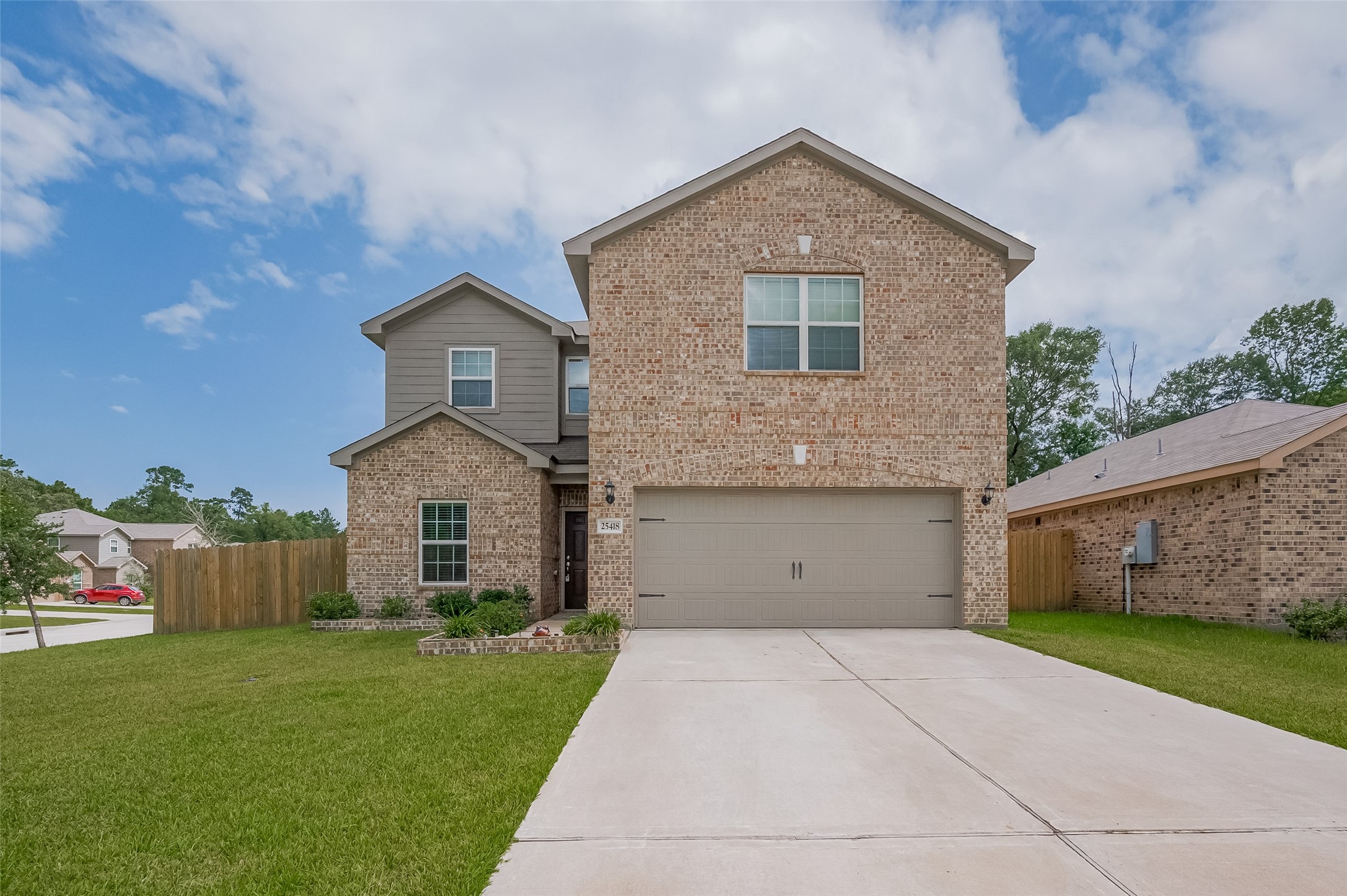 25418 Glacier Lake Drive Property Photo 1