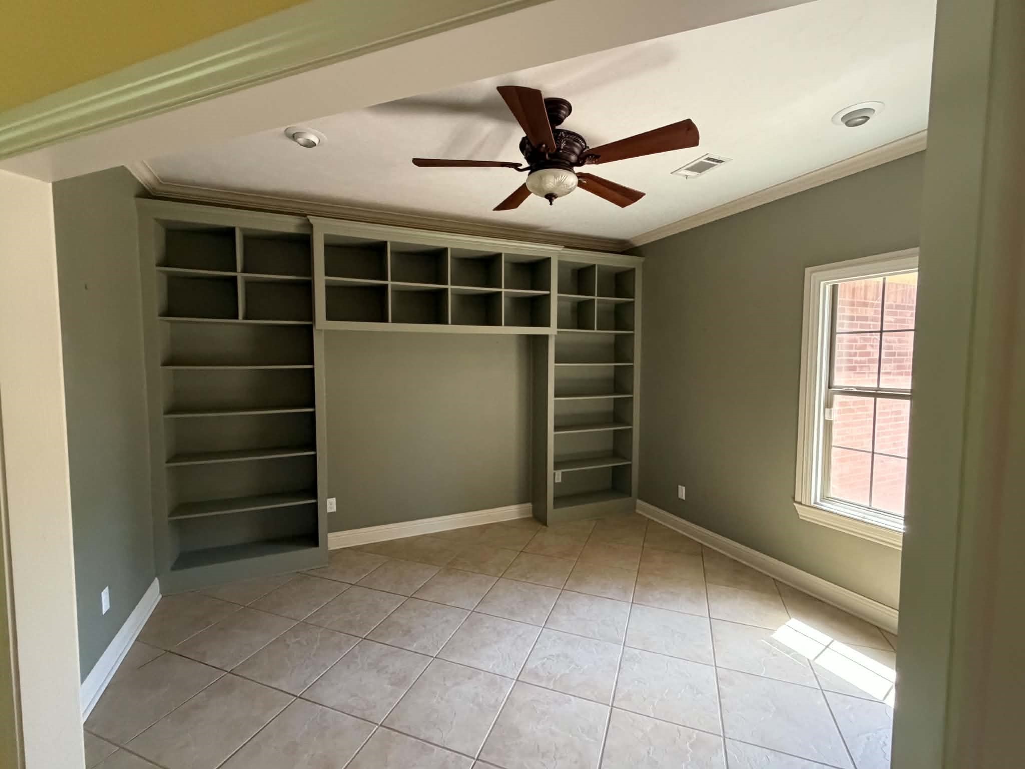 265 Fox Lane Property Photo 2