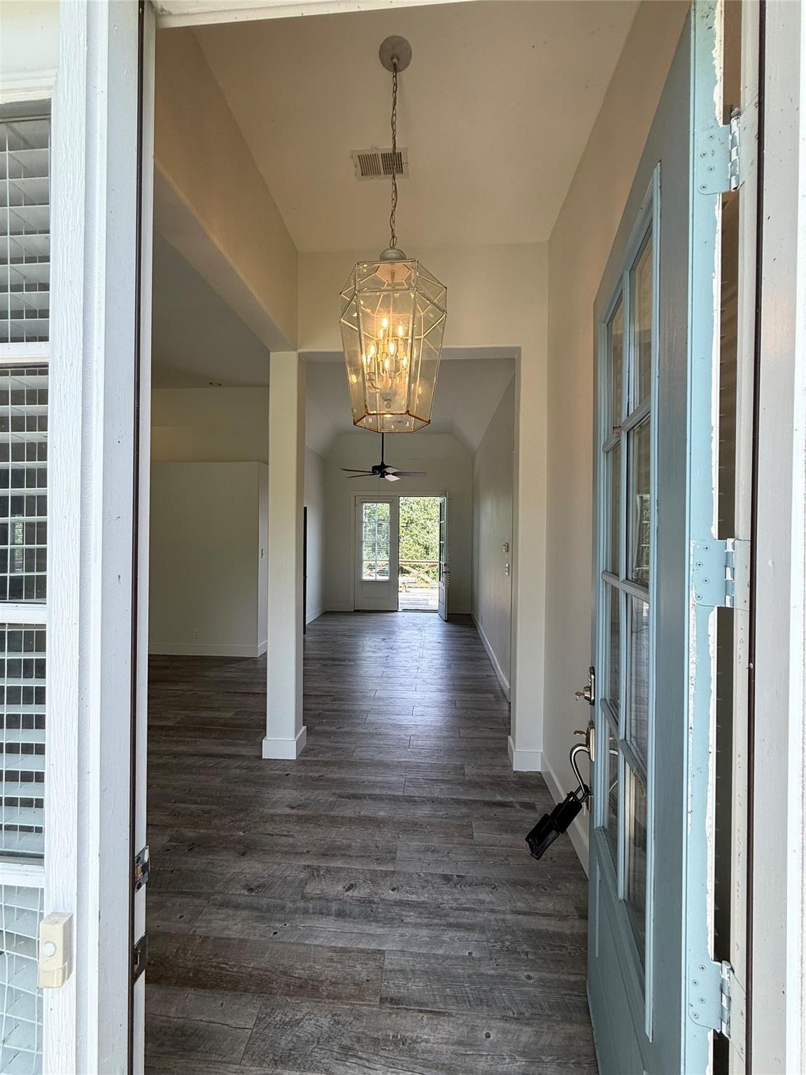 210 Bluff Drive Property Photo 2