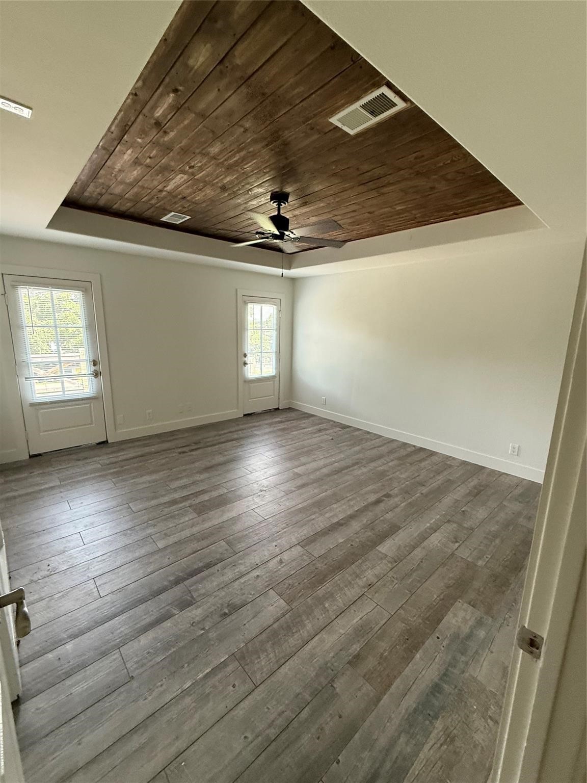 210 Bluff Drive Property Photo 7