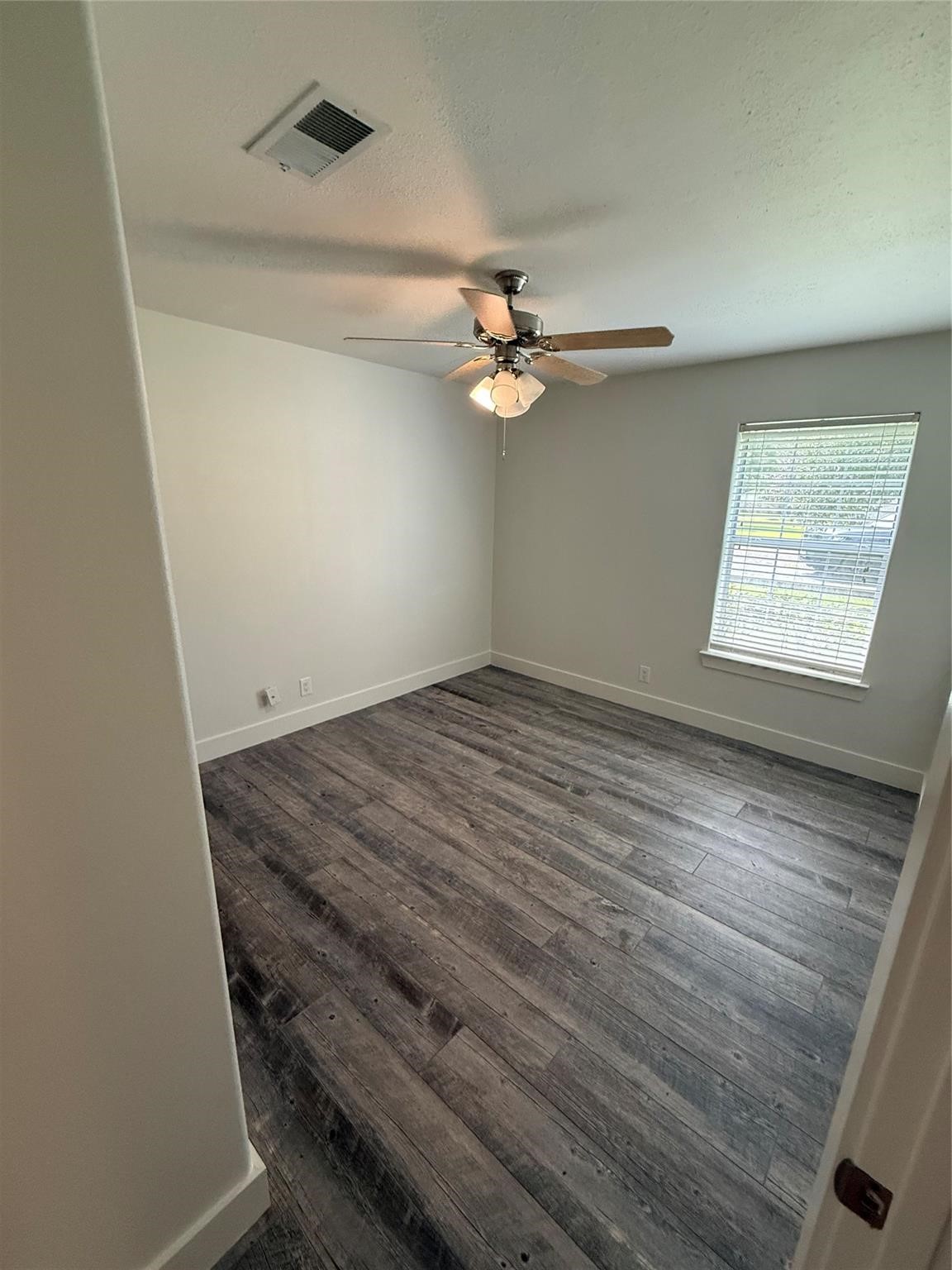 210 Bluff Drive Property Photo 9