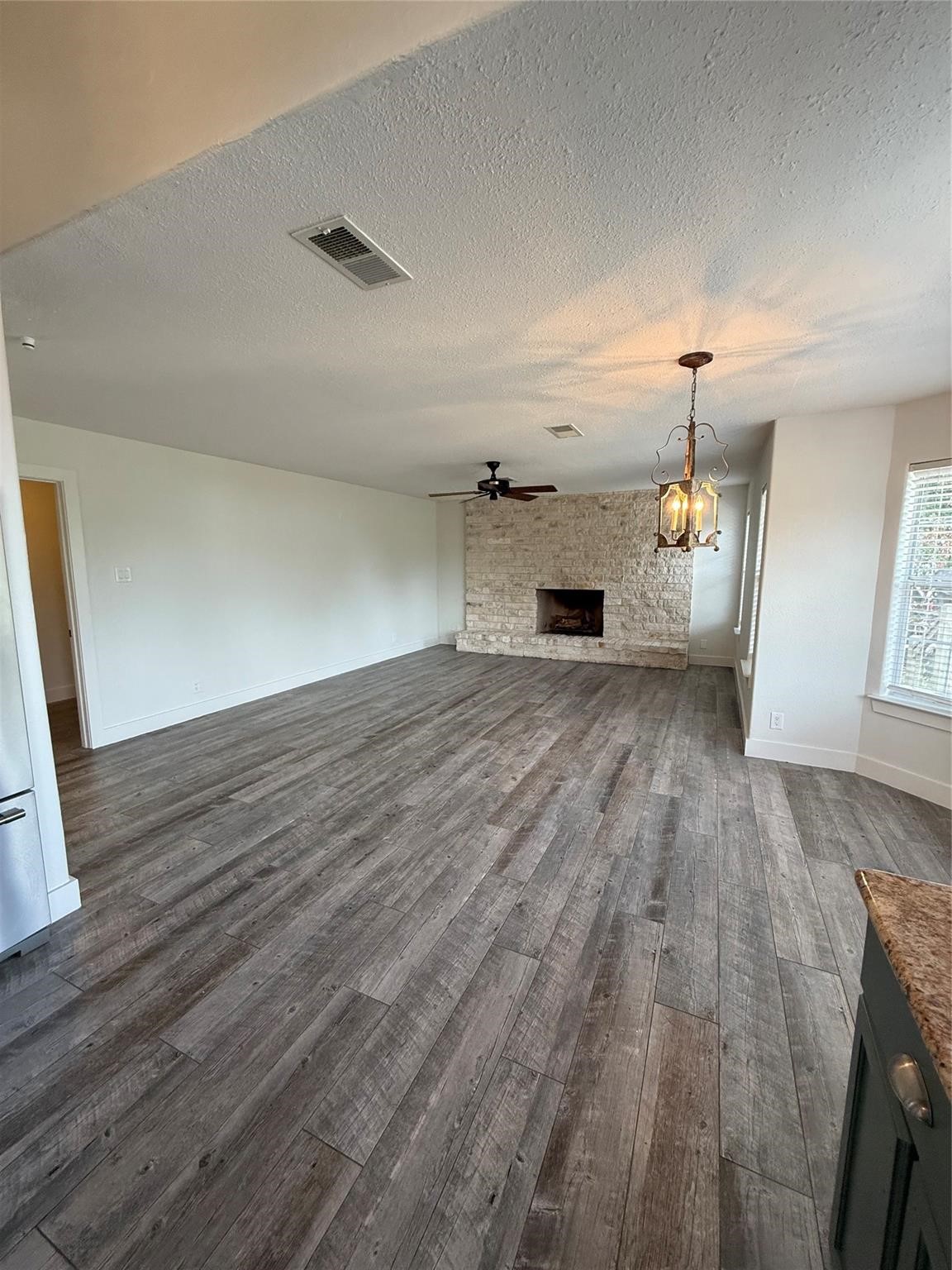 210 Bluff Drive Property Photo 12