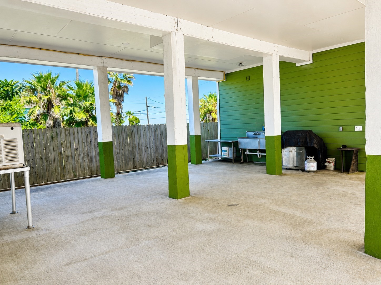 1813 Avenue A Property Photo 47