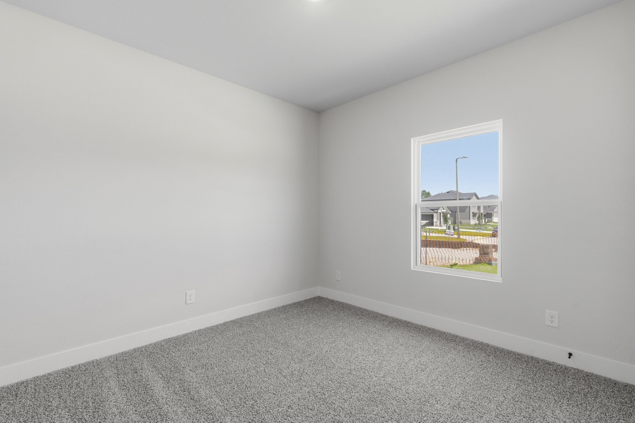 15919 Maybelle Street Property Photo 18