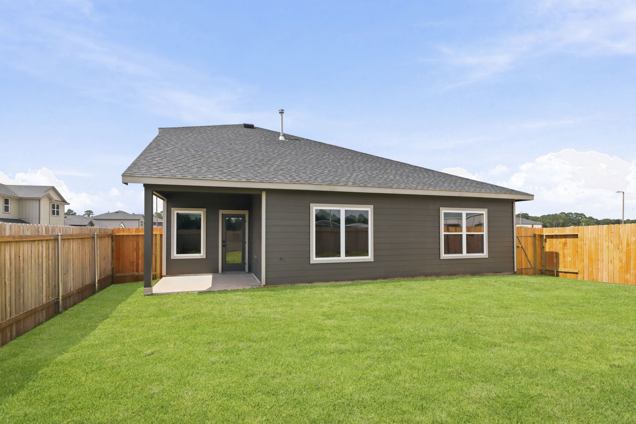 15919 Maybelle Street Property Photo 22