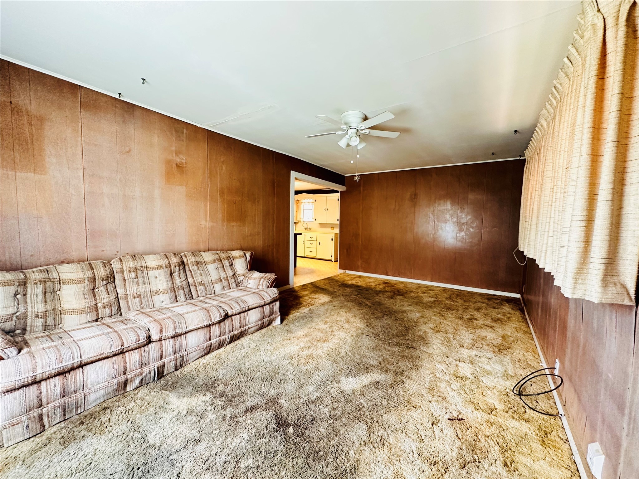 412 Poth Street Property Photo 8