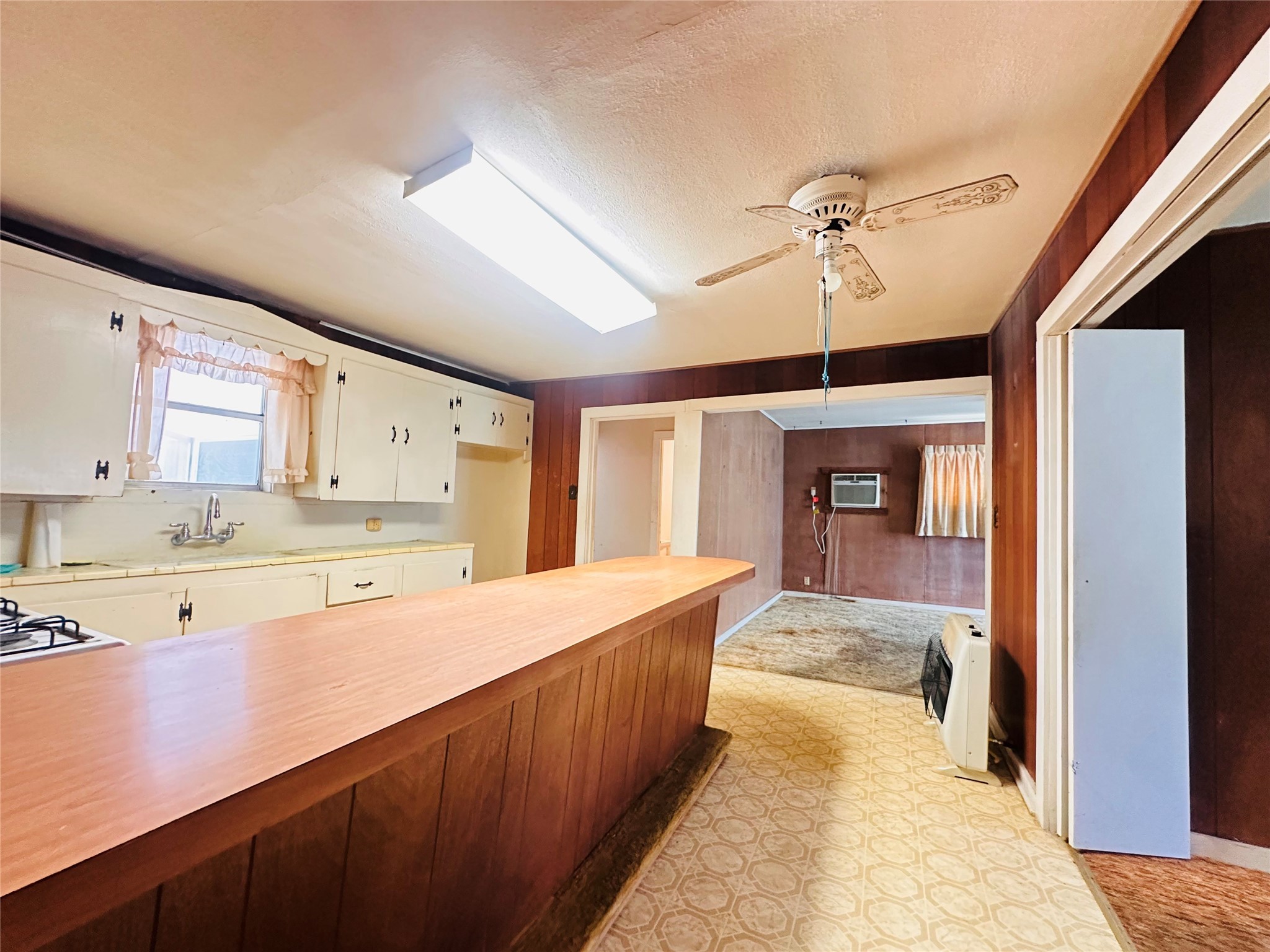 412 Poth Street Property Photo 12