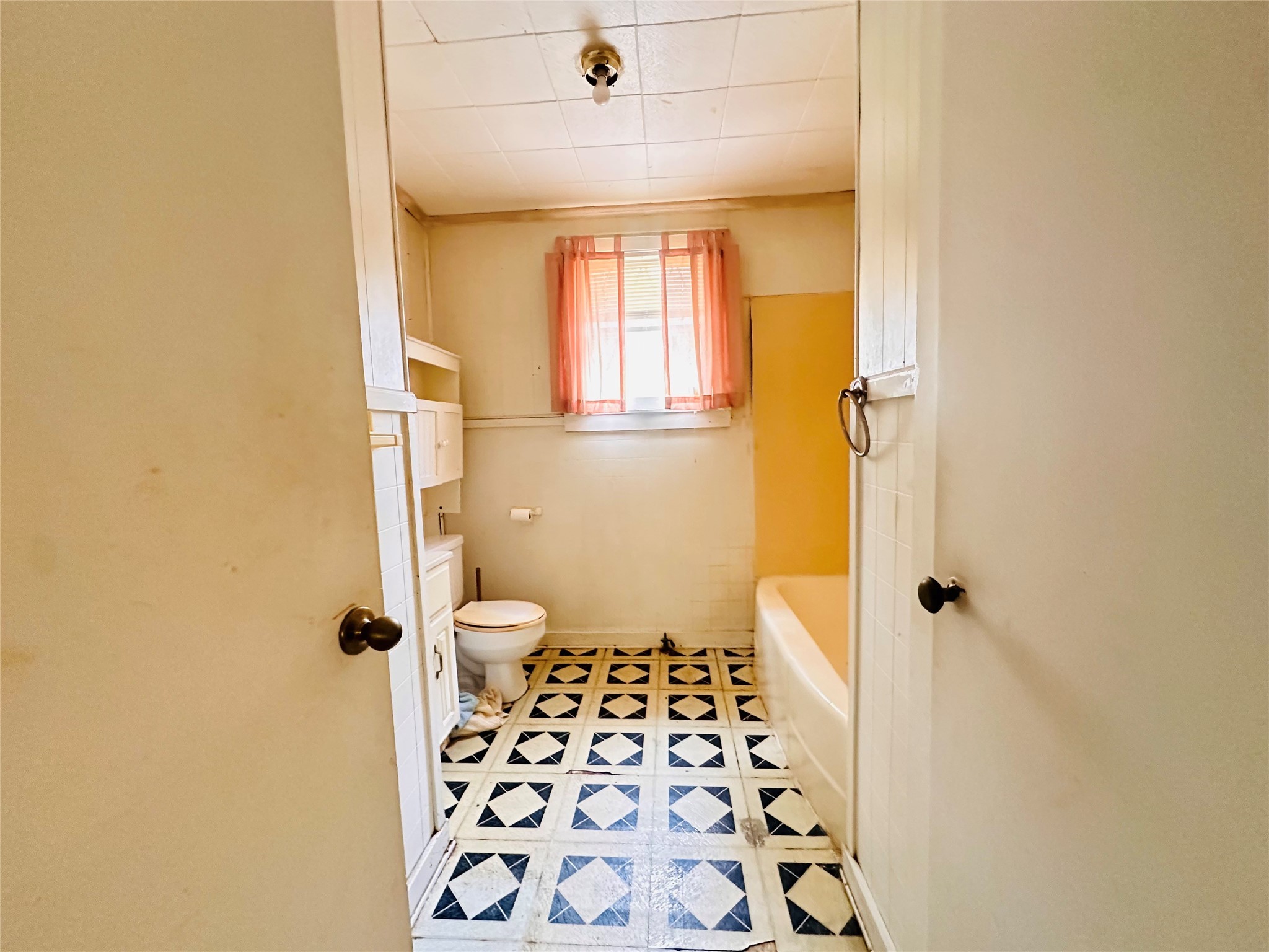 412 Poth Street Property Photo 14
