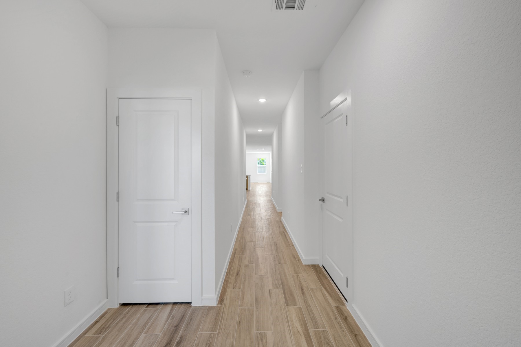 503 Barnier Street Property Photo 2
