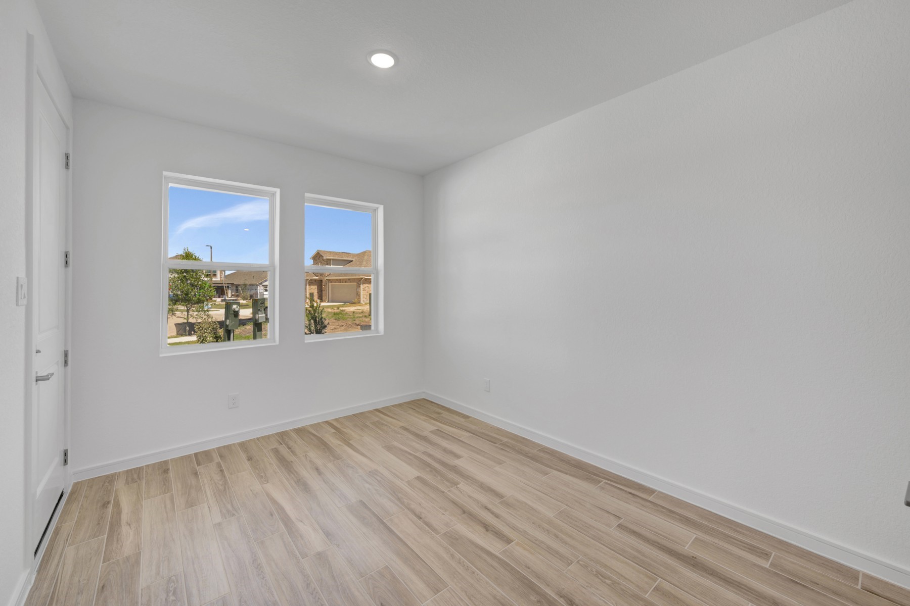 503 Barnier Street Property Photo 3