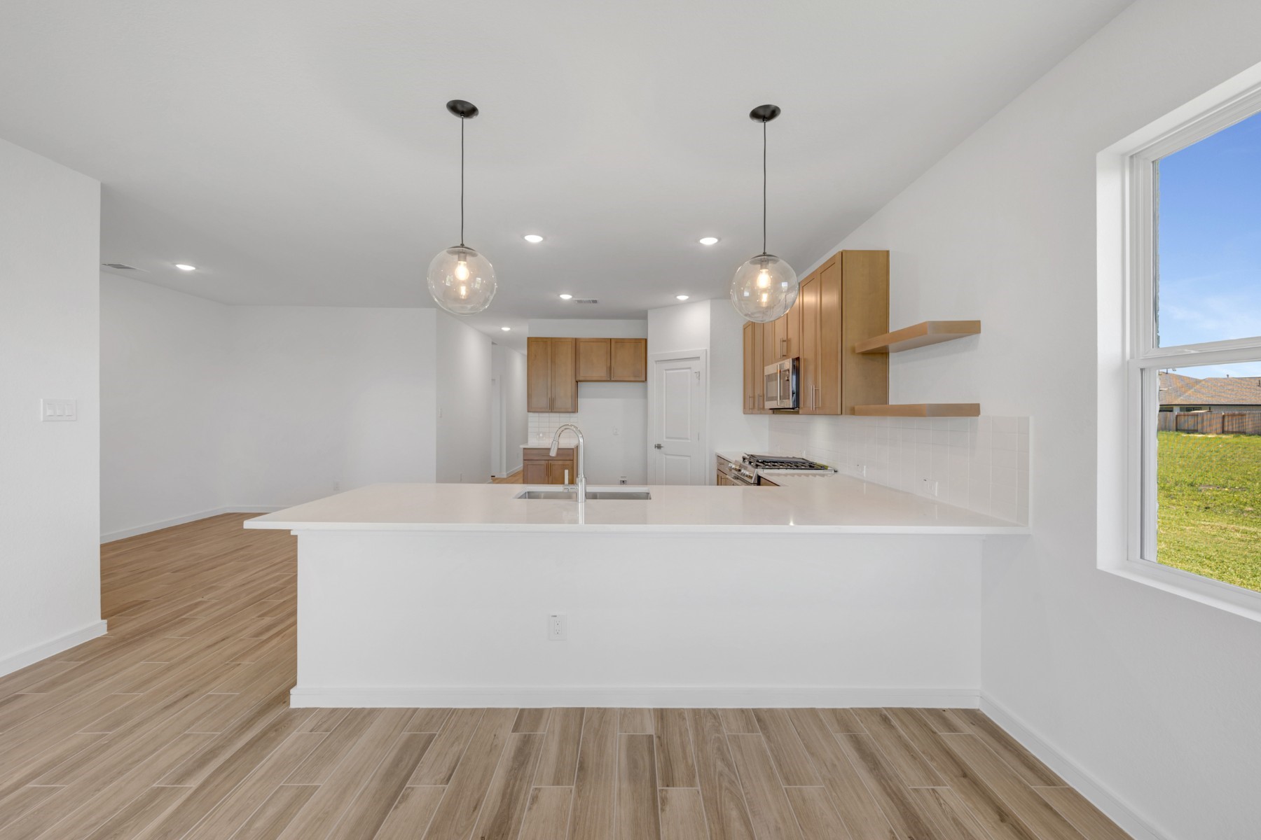503 Barnier Street Property Photo 7