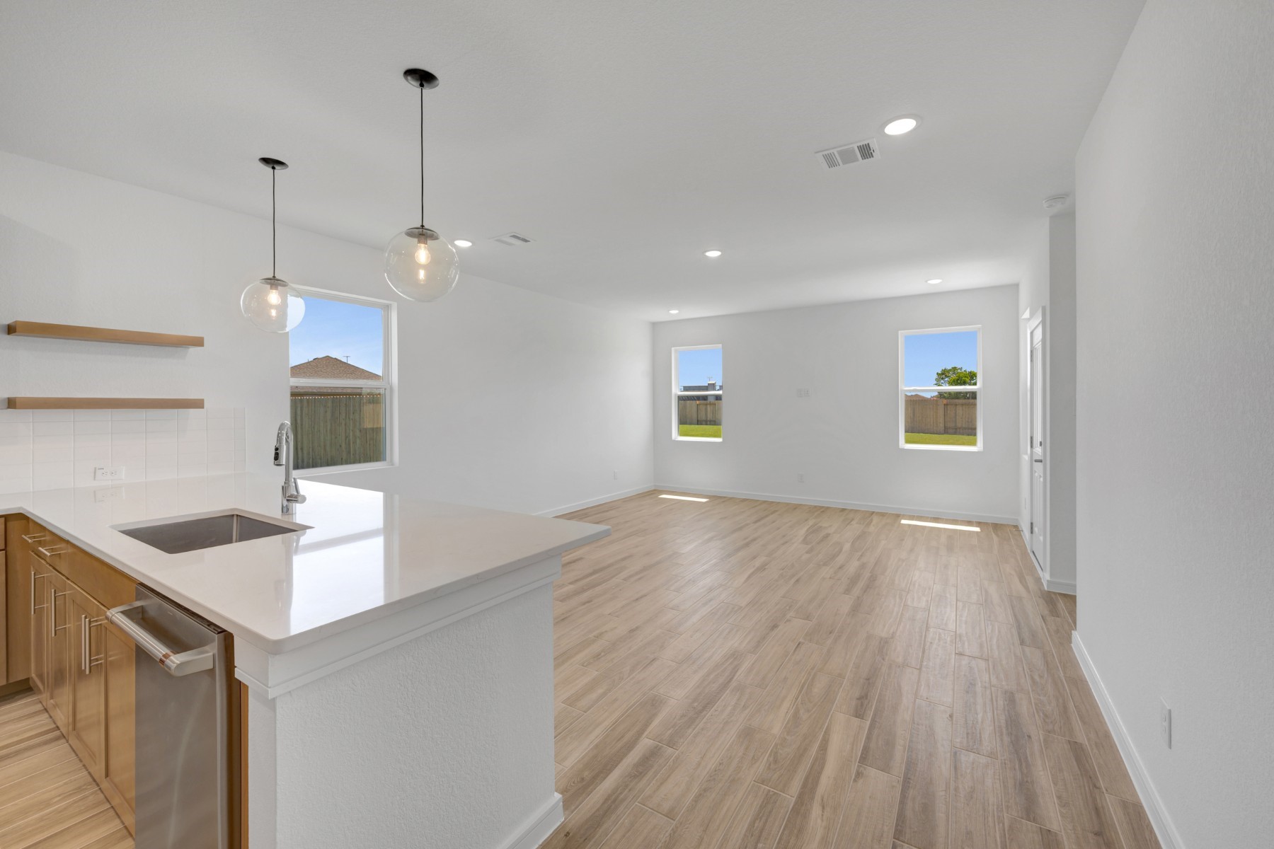 503 Barnier Street Property Photo 9