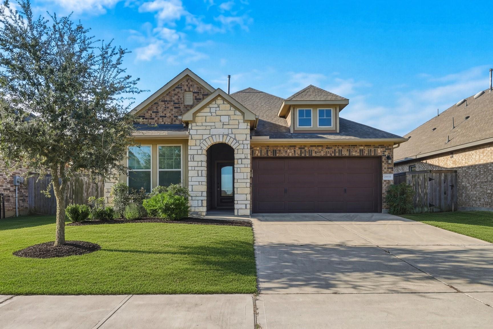 29919 Vallonea Oak, Fulshear TX 77423 Property Photo 1