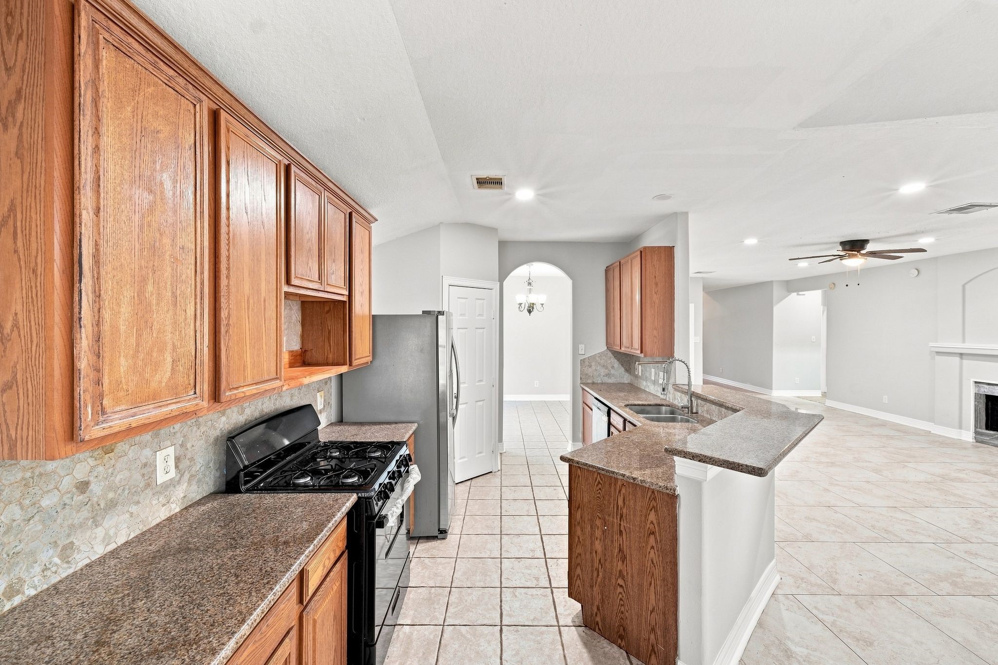 318 Magnolia Estates Drive Property Photo 15