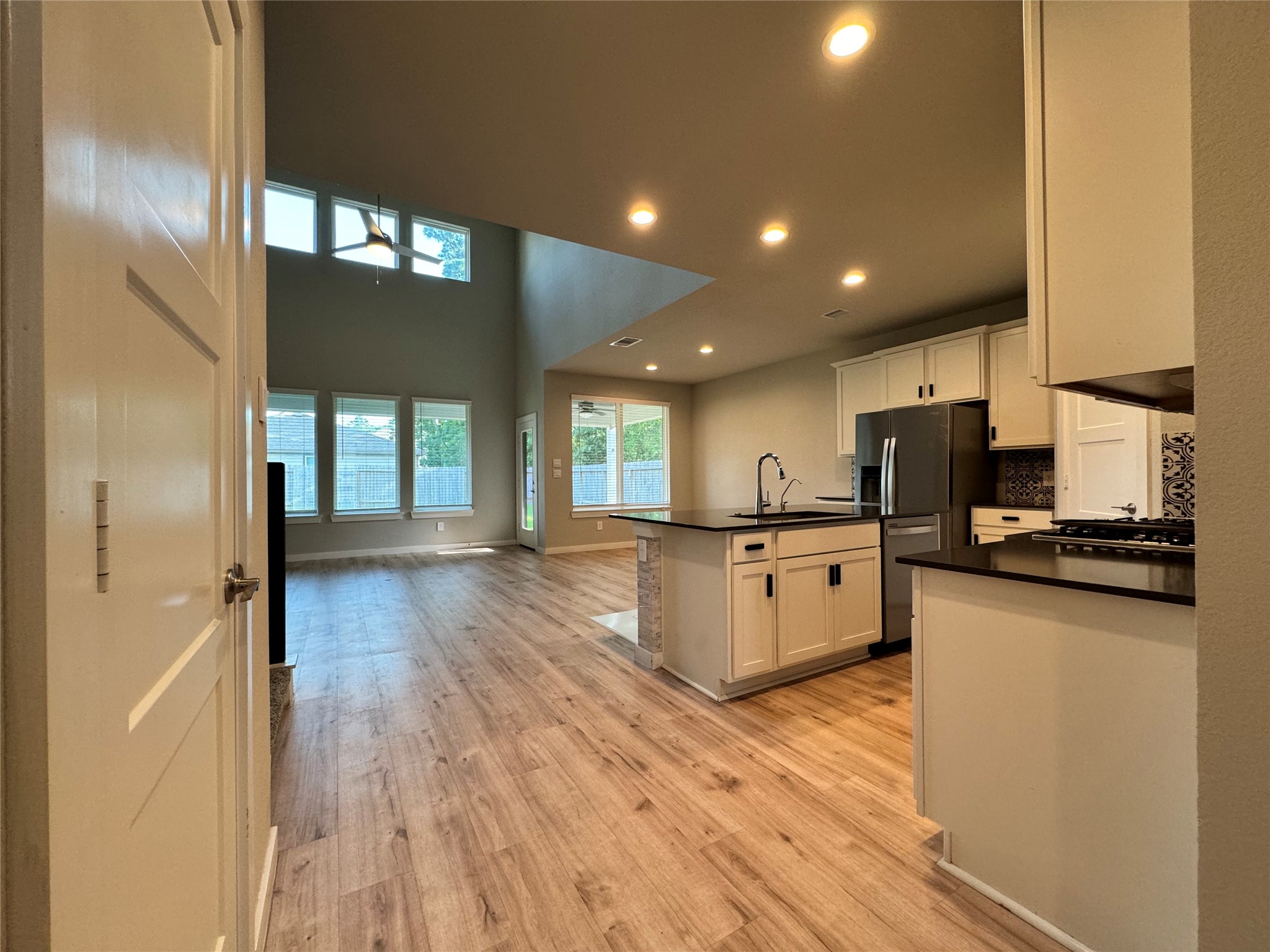 10213 Prairie Creek Lane Property Photo 2
