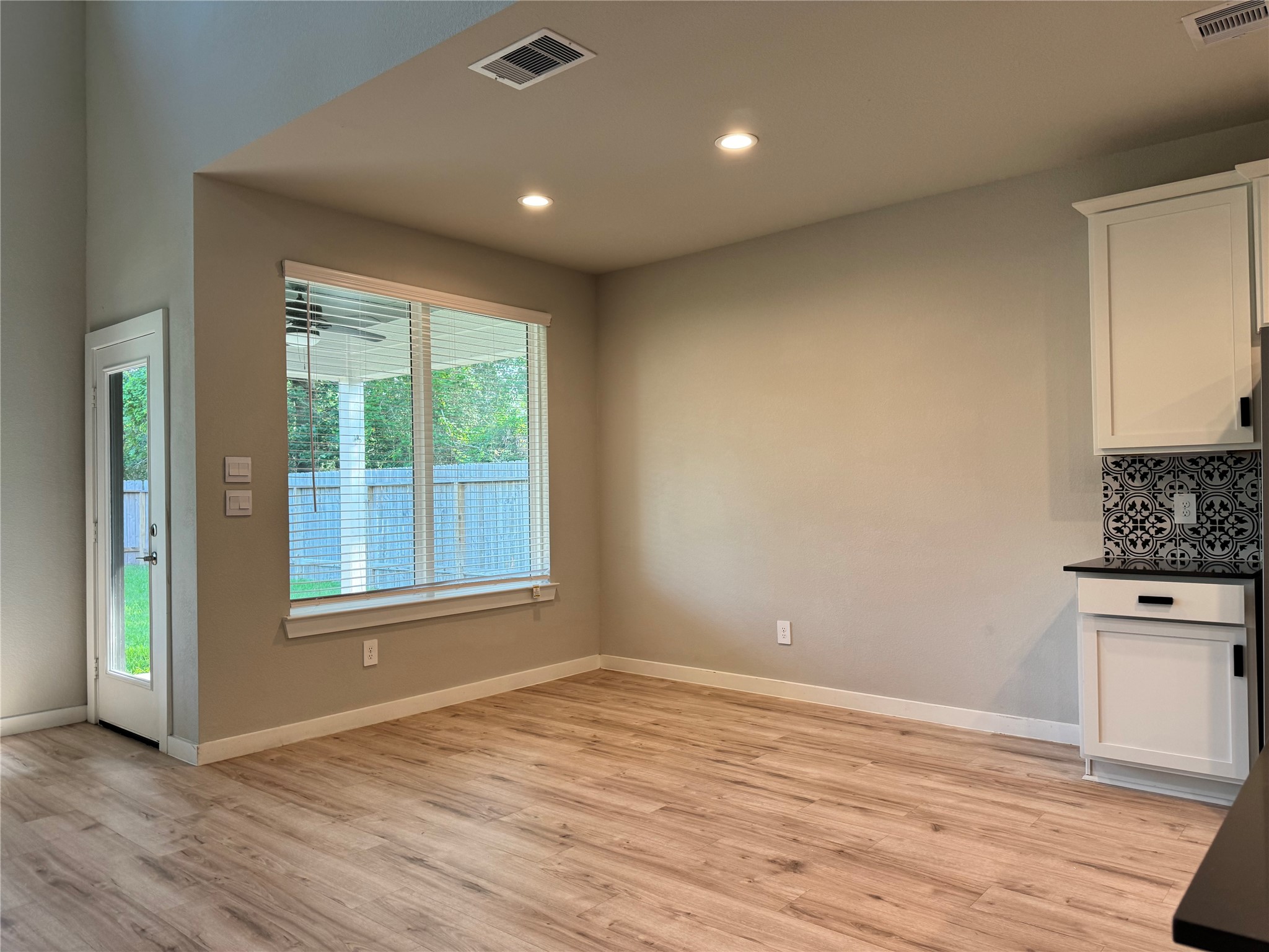 10213 Prairie Creek Lane Property Photo 11