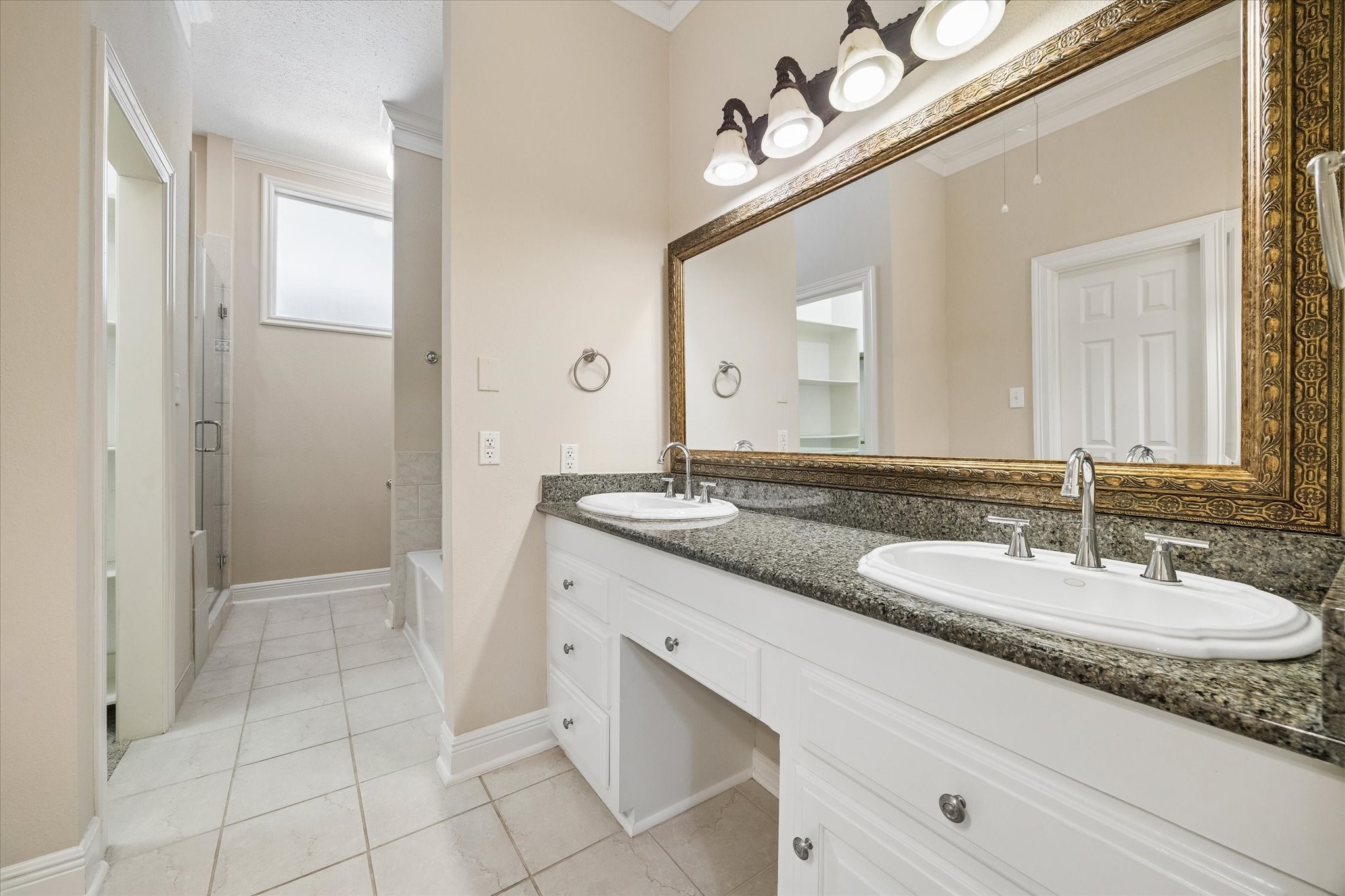 9694 Longmont Drive Property Photo 19