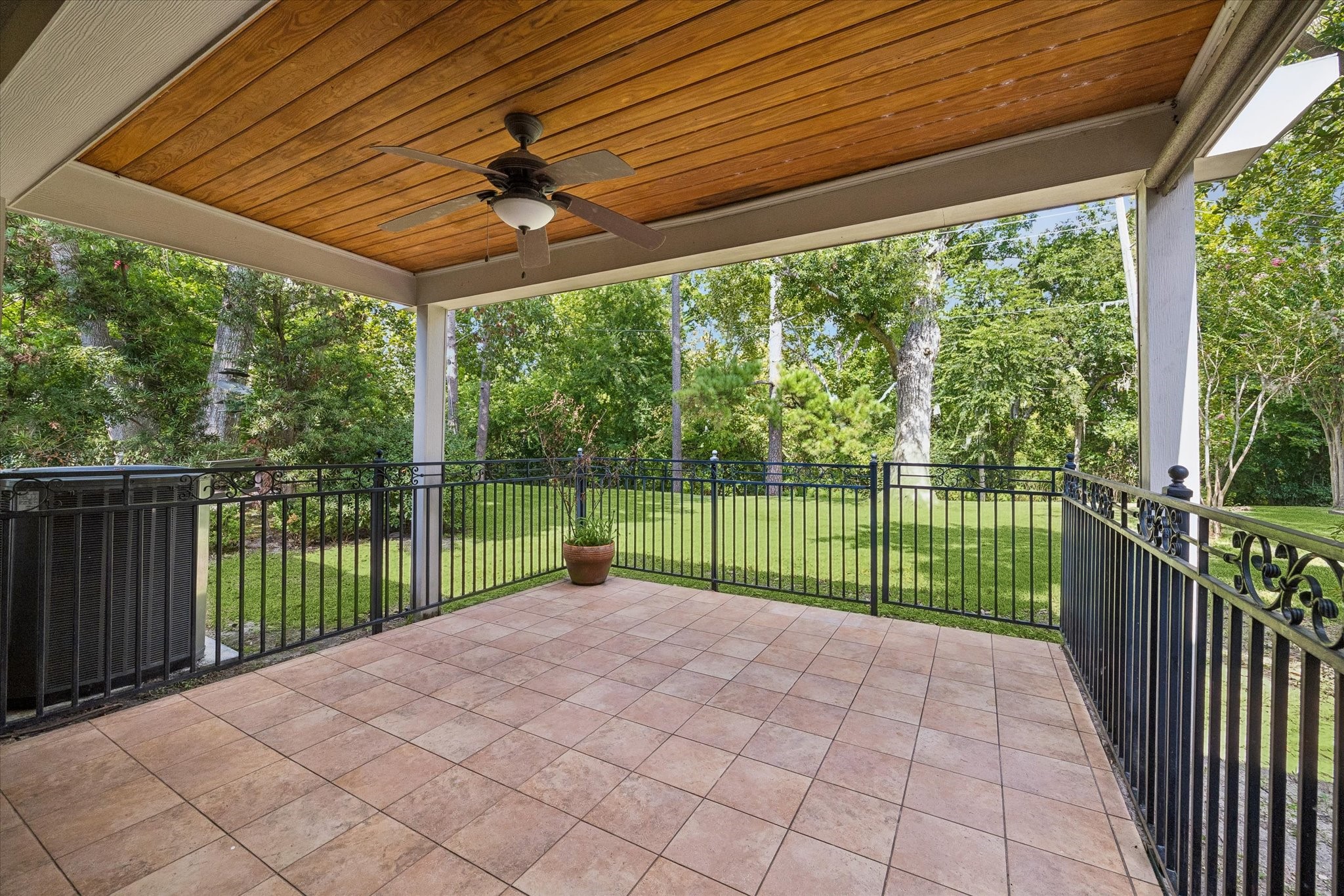 9694 Longmont Drive Property Photo 30