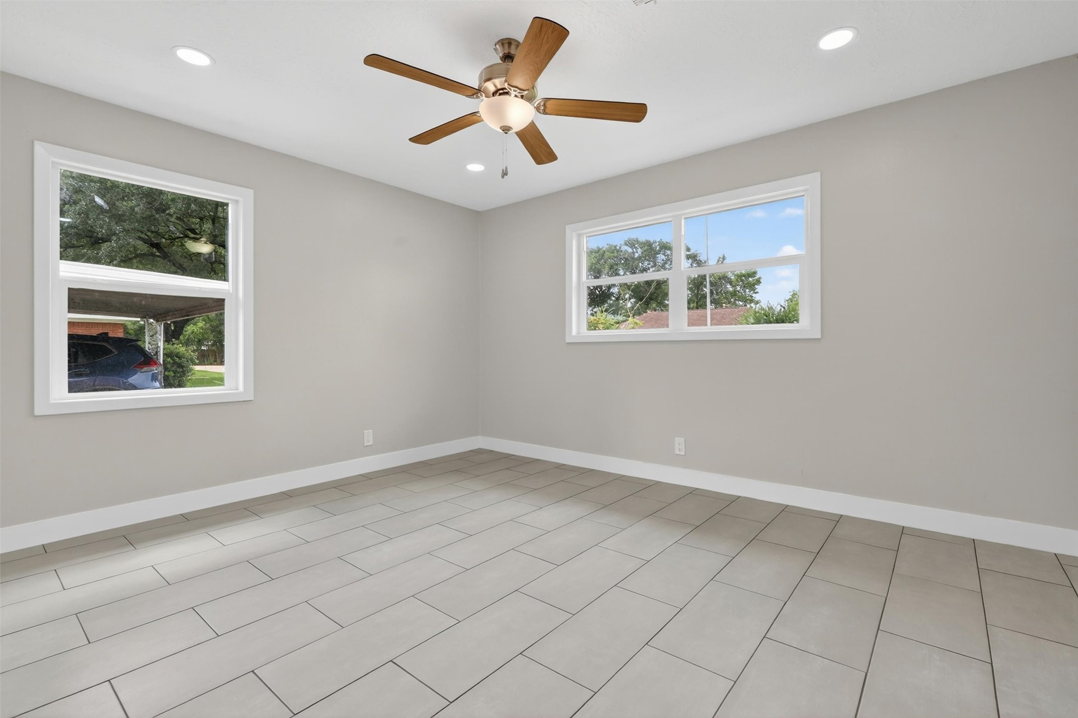 206 Mockingbird Lane Property Photo 14