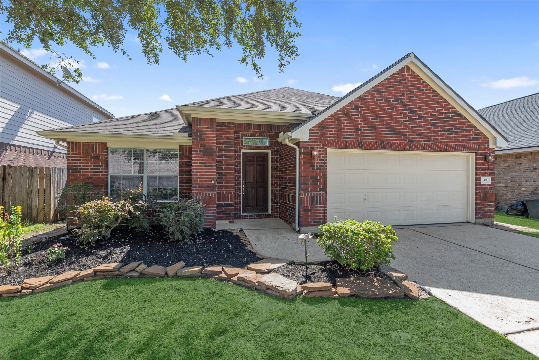 3030 Ivory Forest Lane Property Photo 1