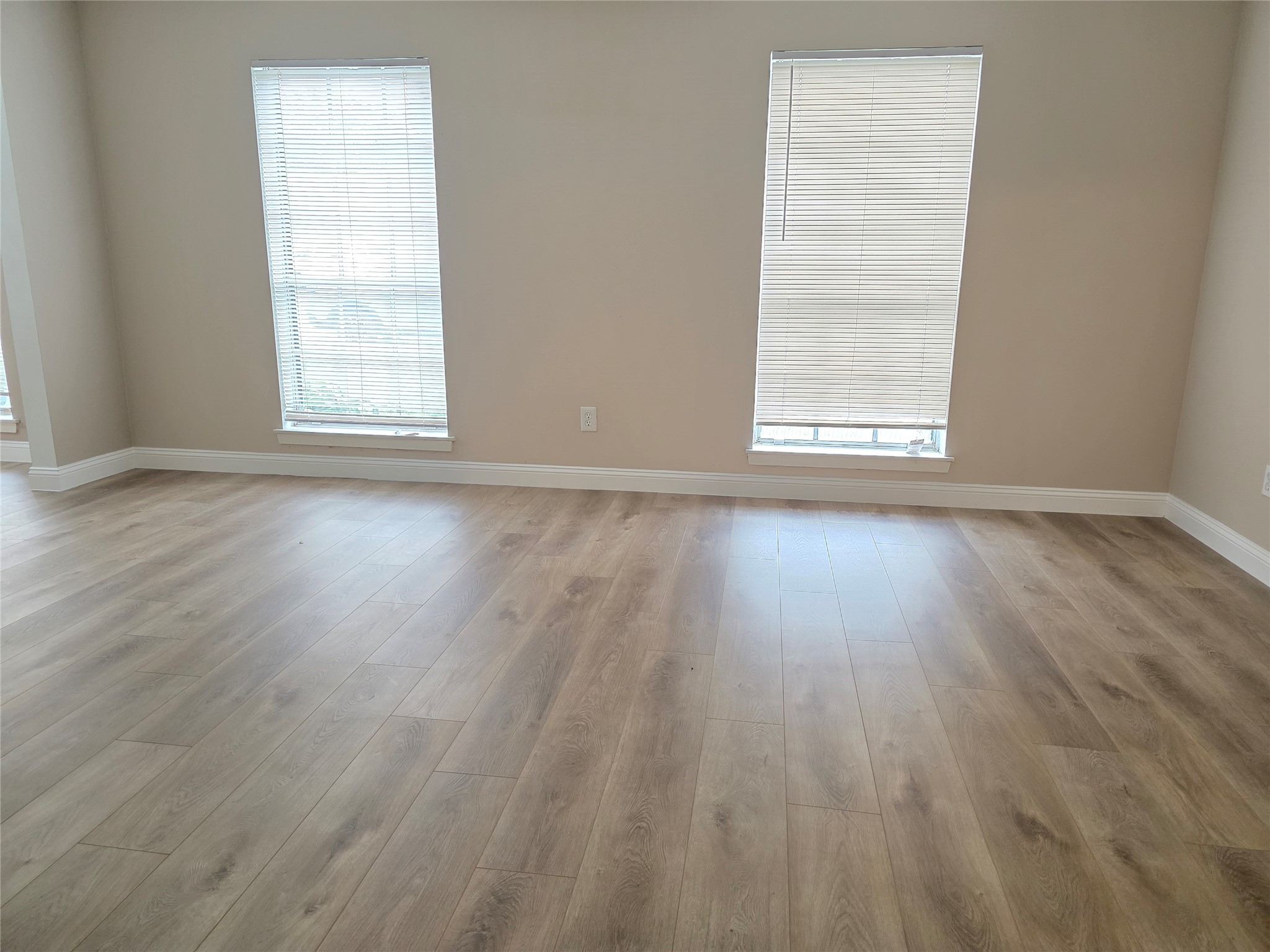 11350 Raven View Drive Property Photo 14