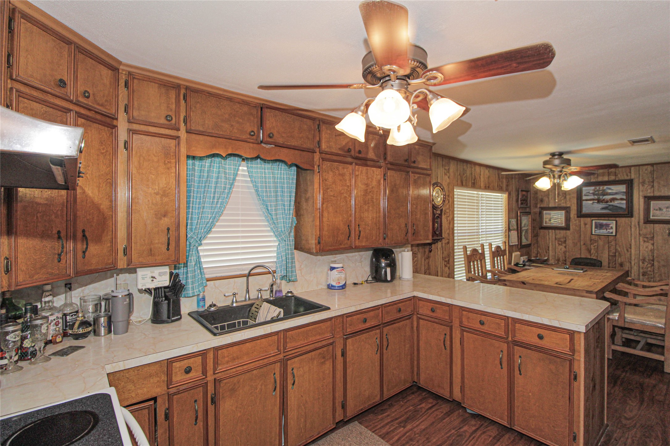 347 E Highland Drive Property Photo 19