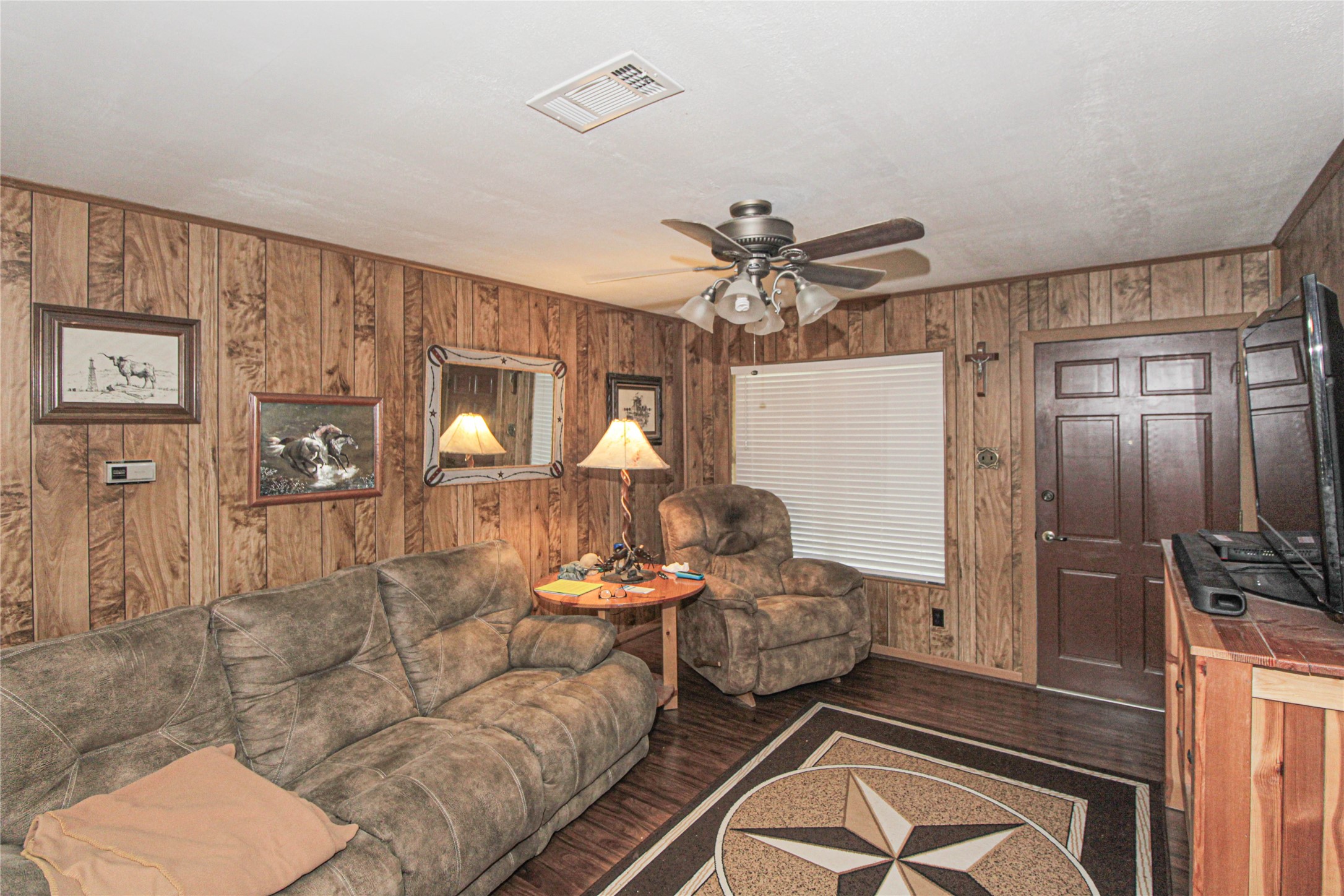 347 E Highland Drive Property Photo 23