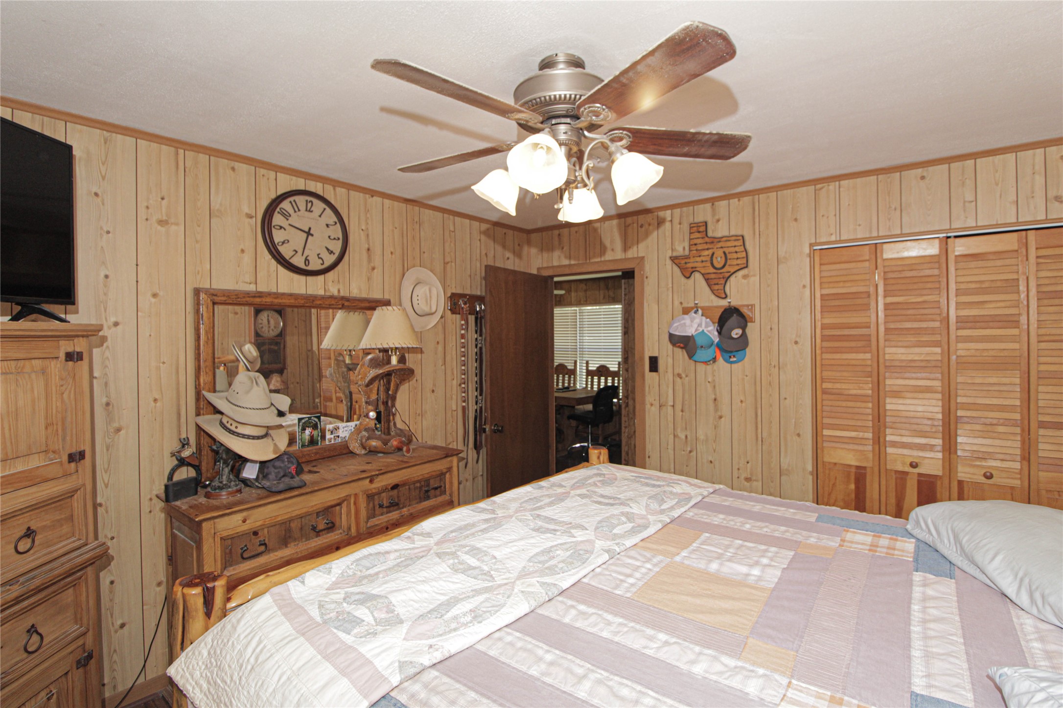 347 E Highland Drive Property Photo 29