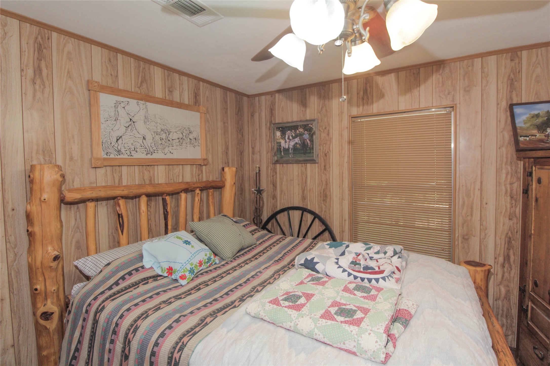 347 E Highland Drive Property Photo 31