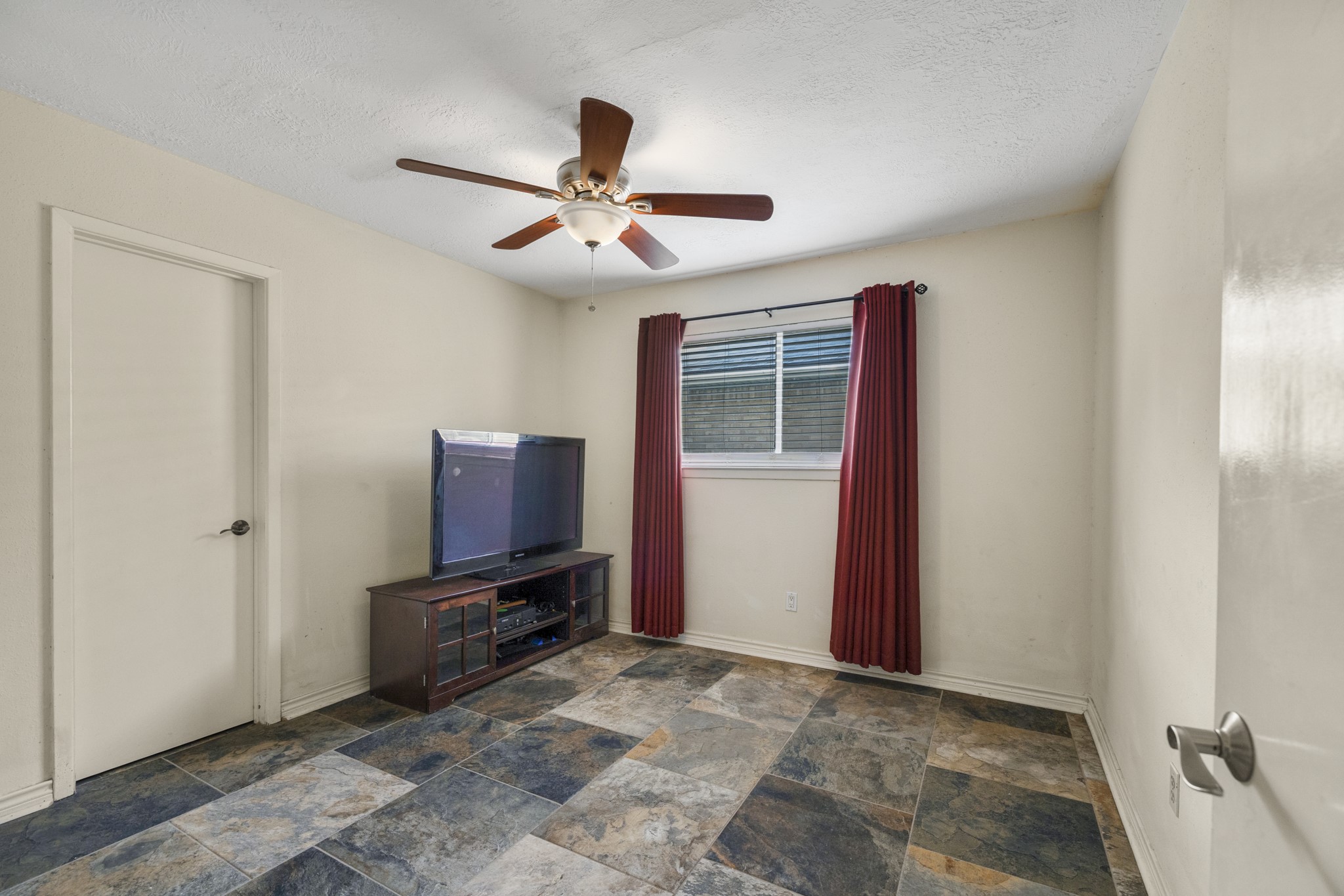 6503 Fallengate Drive Property Photo 22