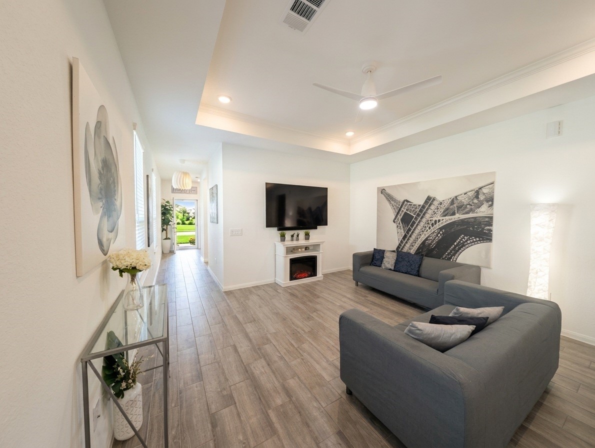 18122 Sonresa Way Property Photo 9