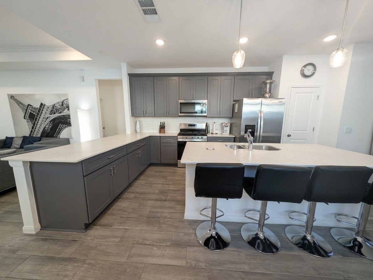 18122 Sonresa Way Property Photo 13