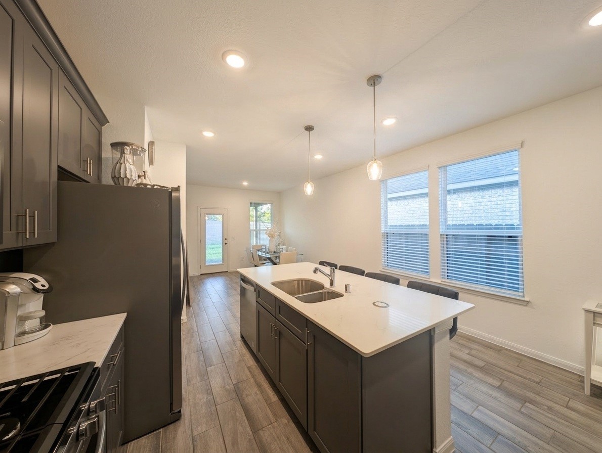18122 Sonresa Way Property Photo 14