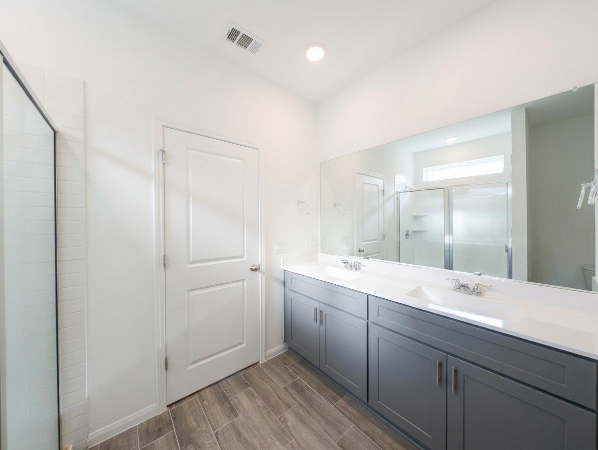 18122 Sonresa Way Property Photo 33