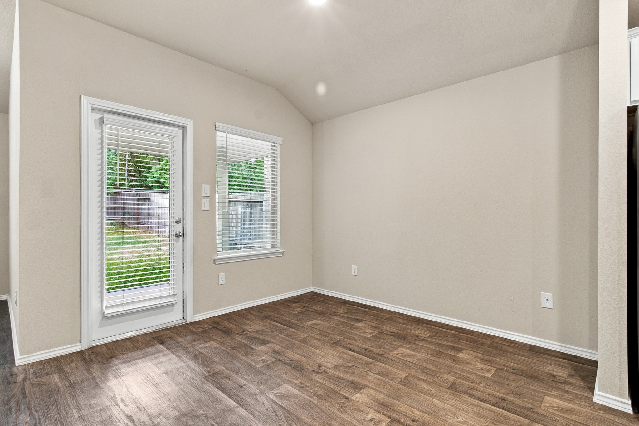 11738 Bari Reef Lane Property Photo 12
