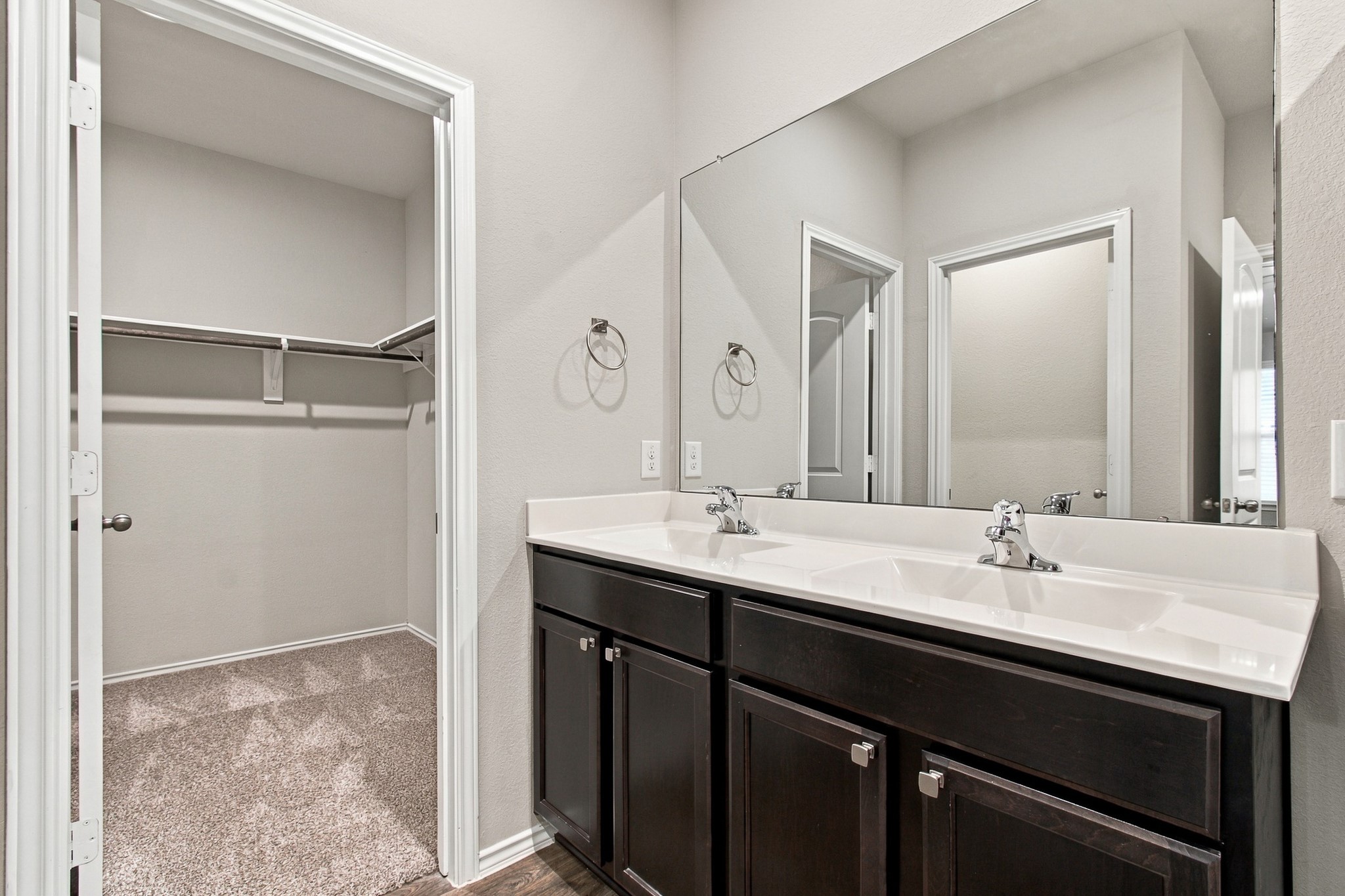 11738 Bari Reef Lane Property Photo 16