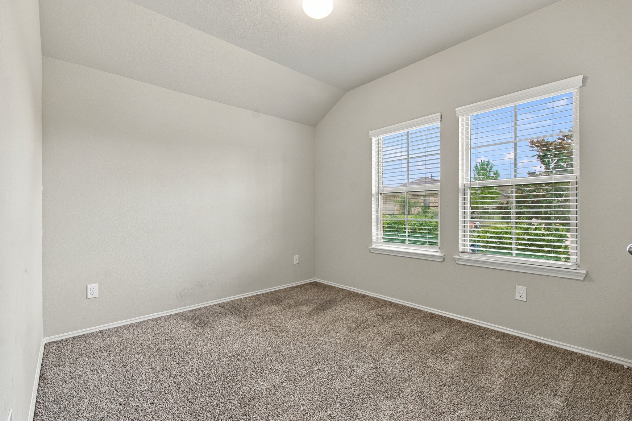 11738 Bari Reef Lane Property Photo 18