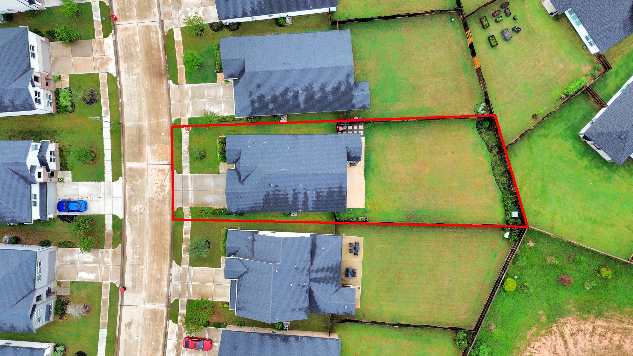 21827 Redwood Bluff Trail Property Photo 8