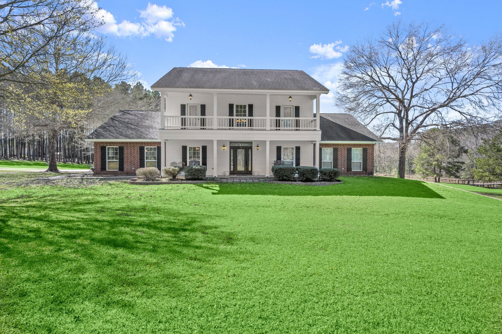 825 Walding Road Property Photo 1