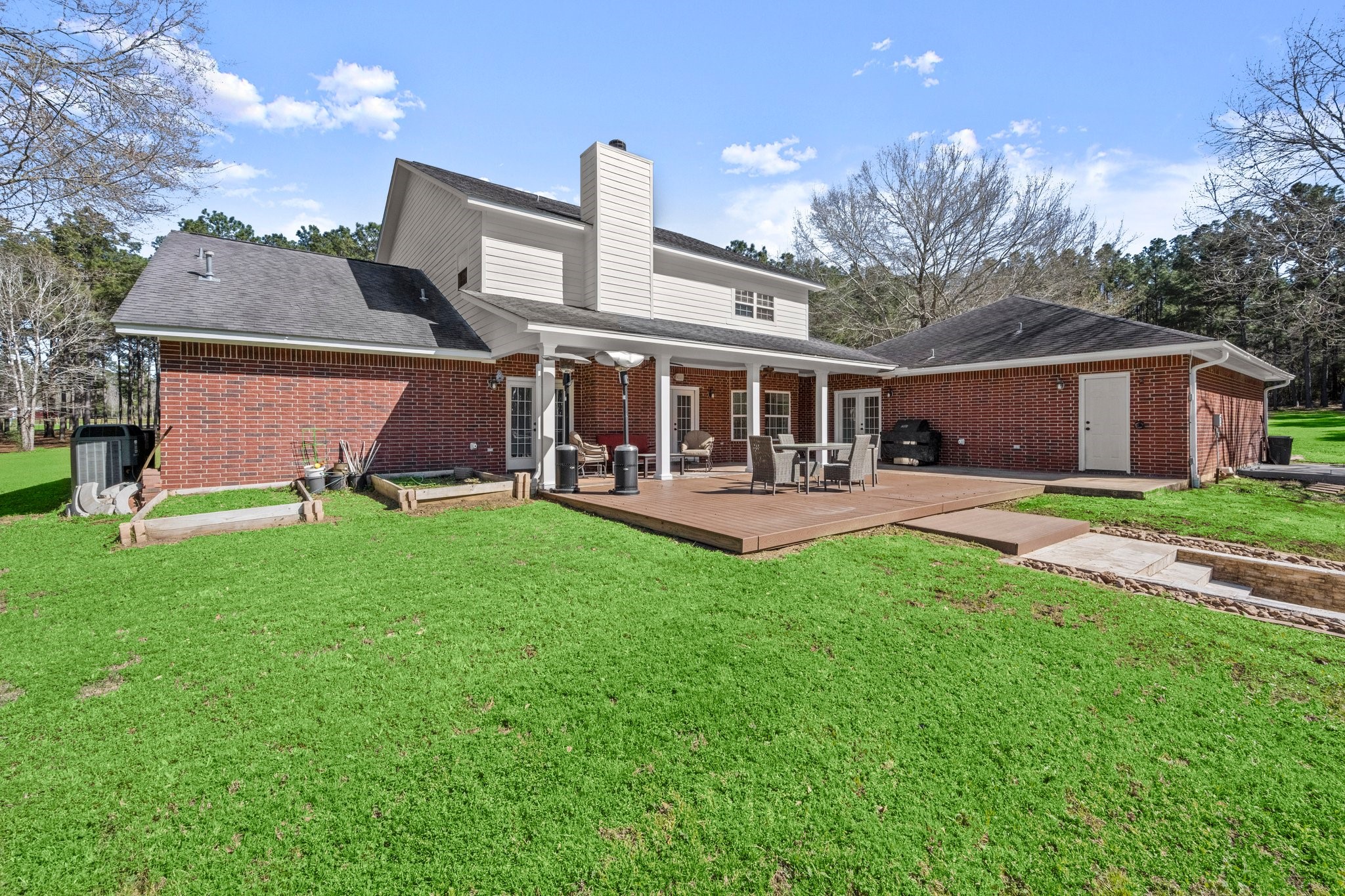 825 Walding Road Property Photo 11