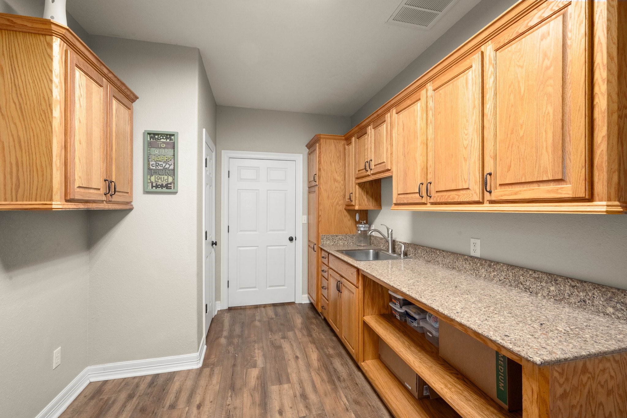 825 Walding Road Property Photo 28